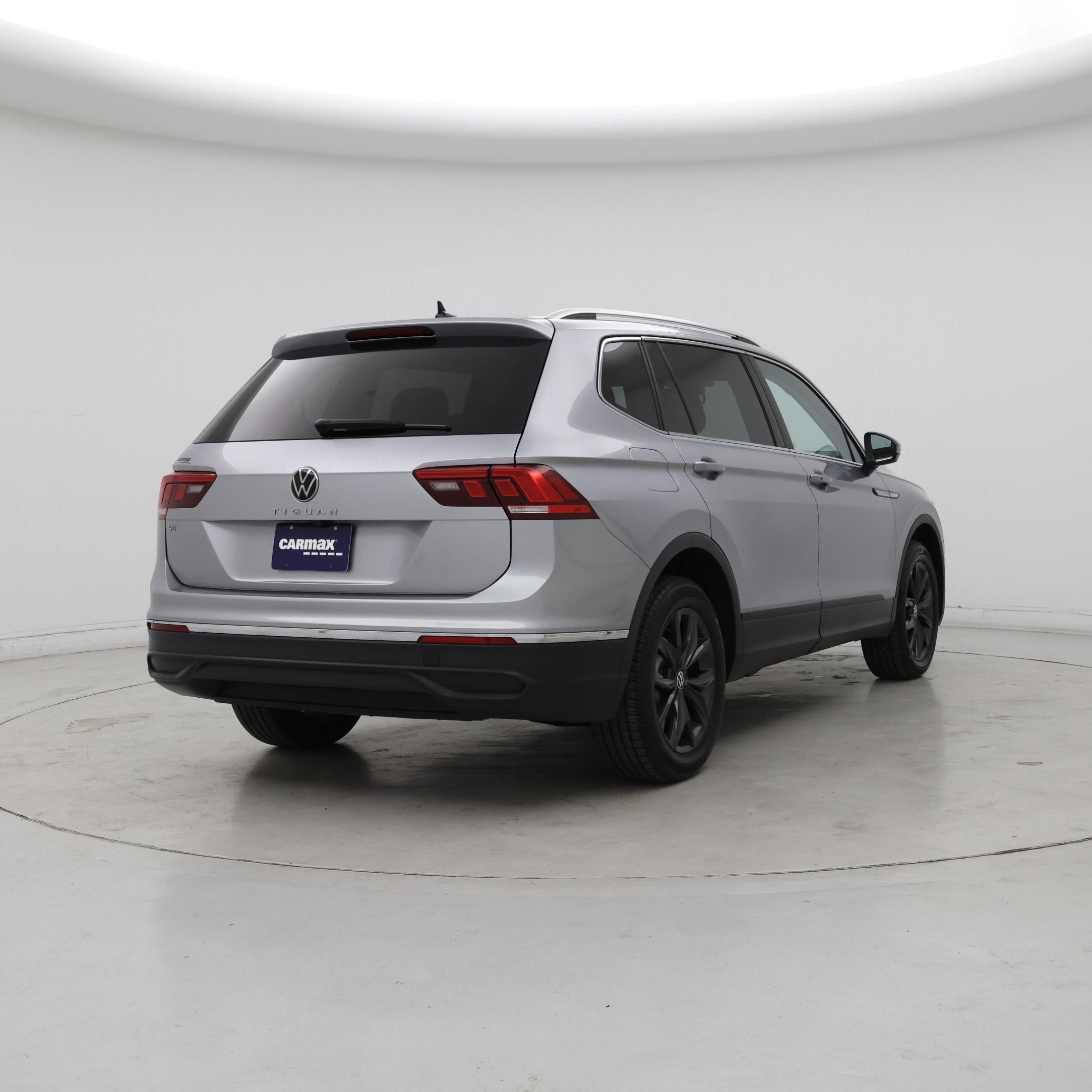 Thumbnail: 2024 Volkswagen Tiguan - 8