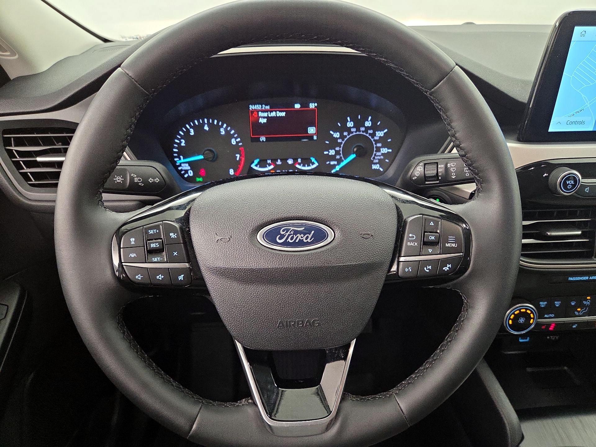 Thumbnail: 2022 Ford Escape - 10