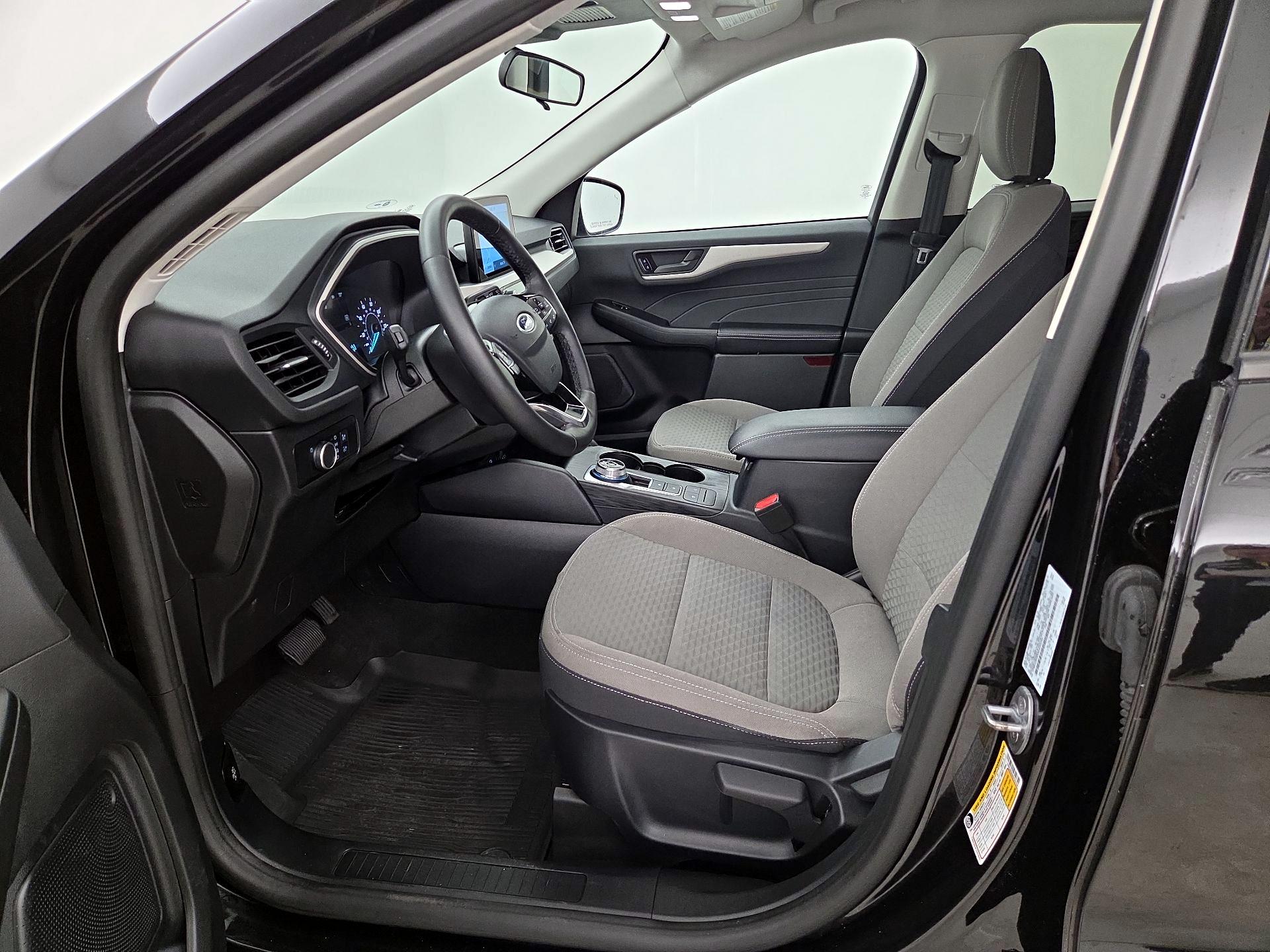 Thumbnail: 2022 Ford Escape - 11