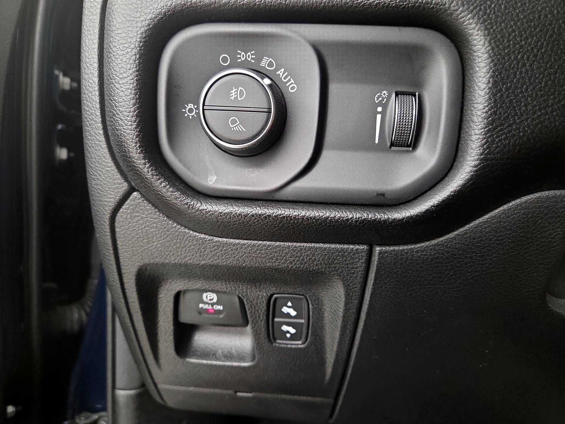 Thumbnail: 2022 RAM 1500 - 13