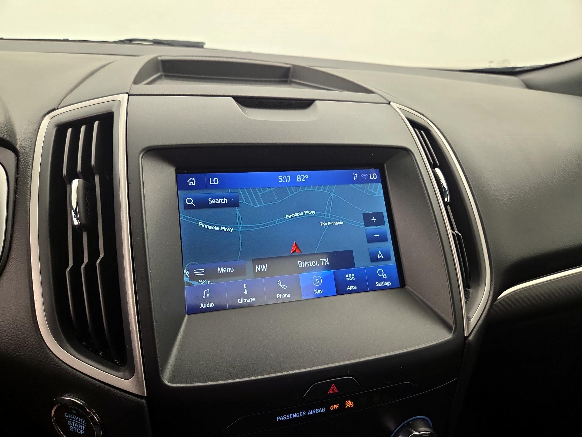 Thumbnail: 2020 Ford Edge - 14