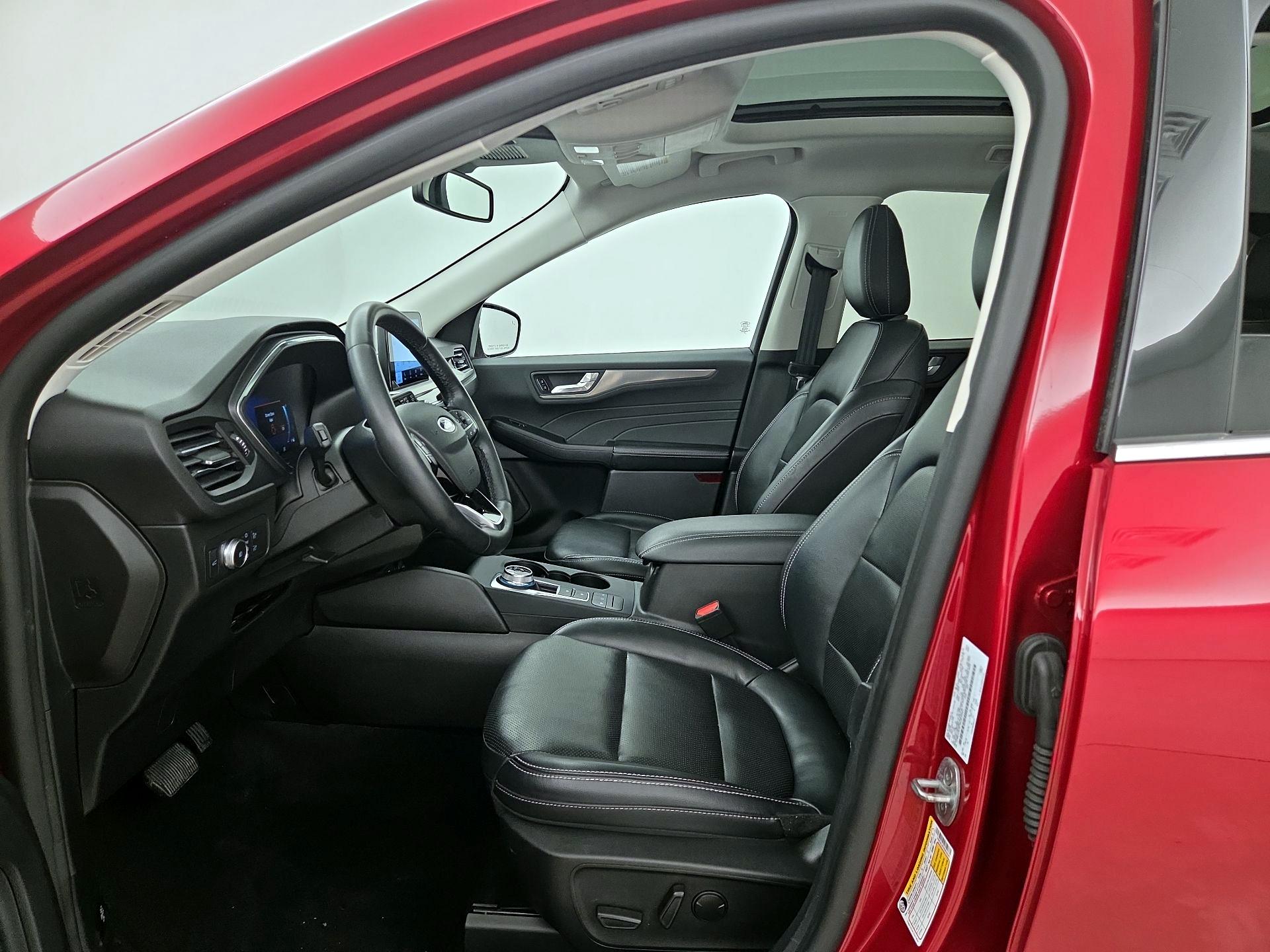 Thumbnail: 2022 Ford Escape - 11