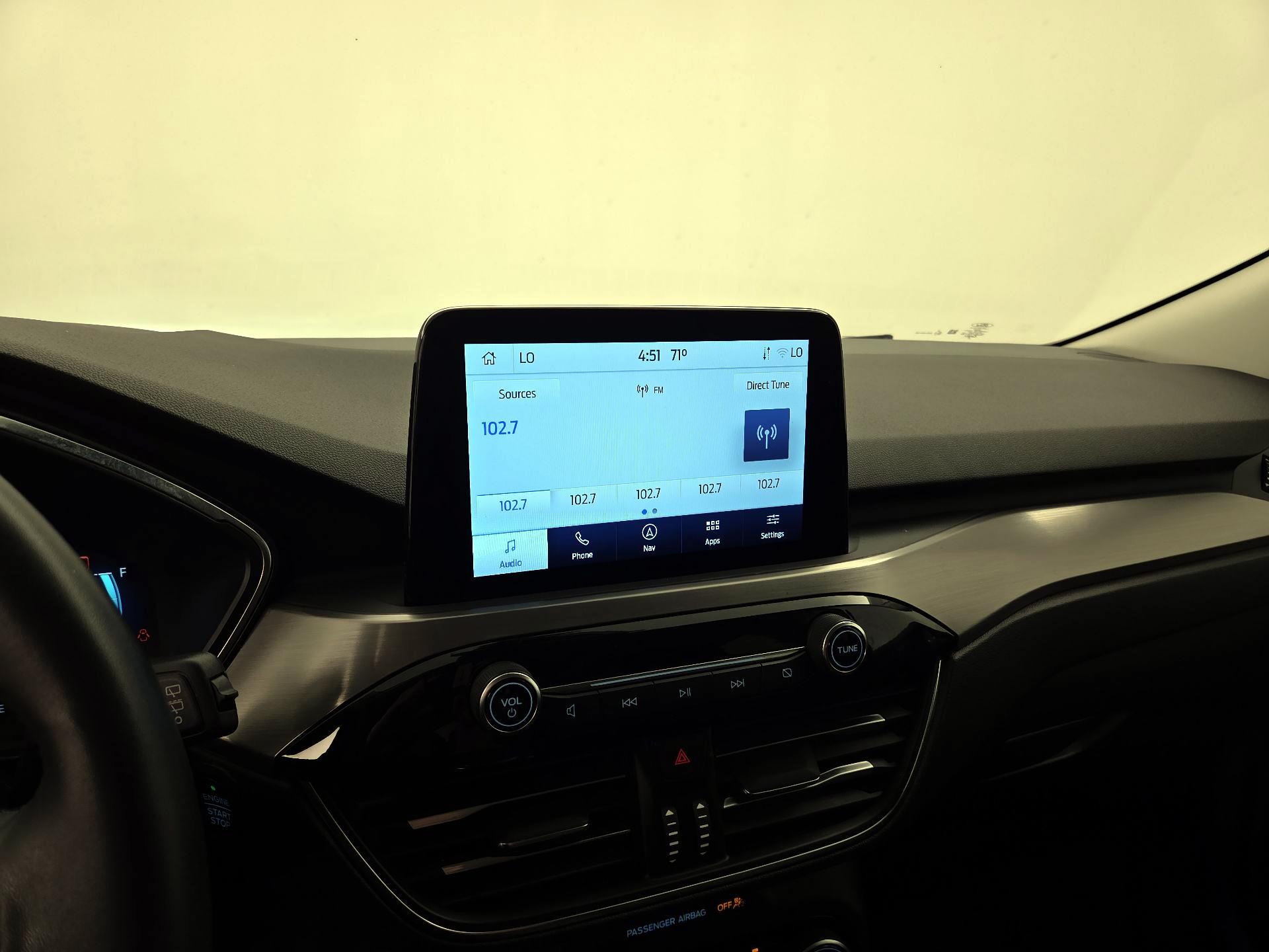 Thumbnail: 2022 Ford Escape - 16