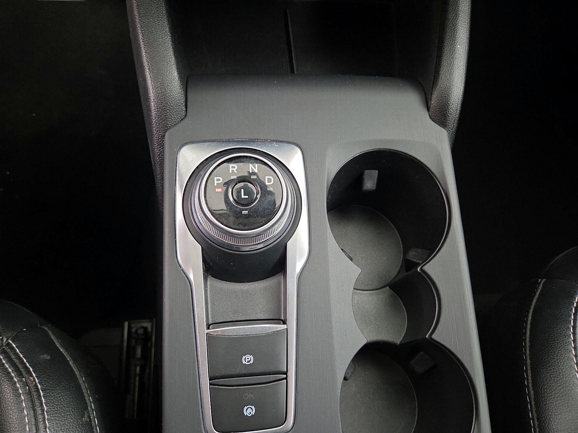 Thumbnail: 2022 Ford Escape - 18