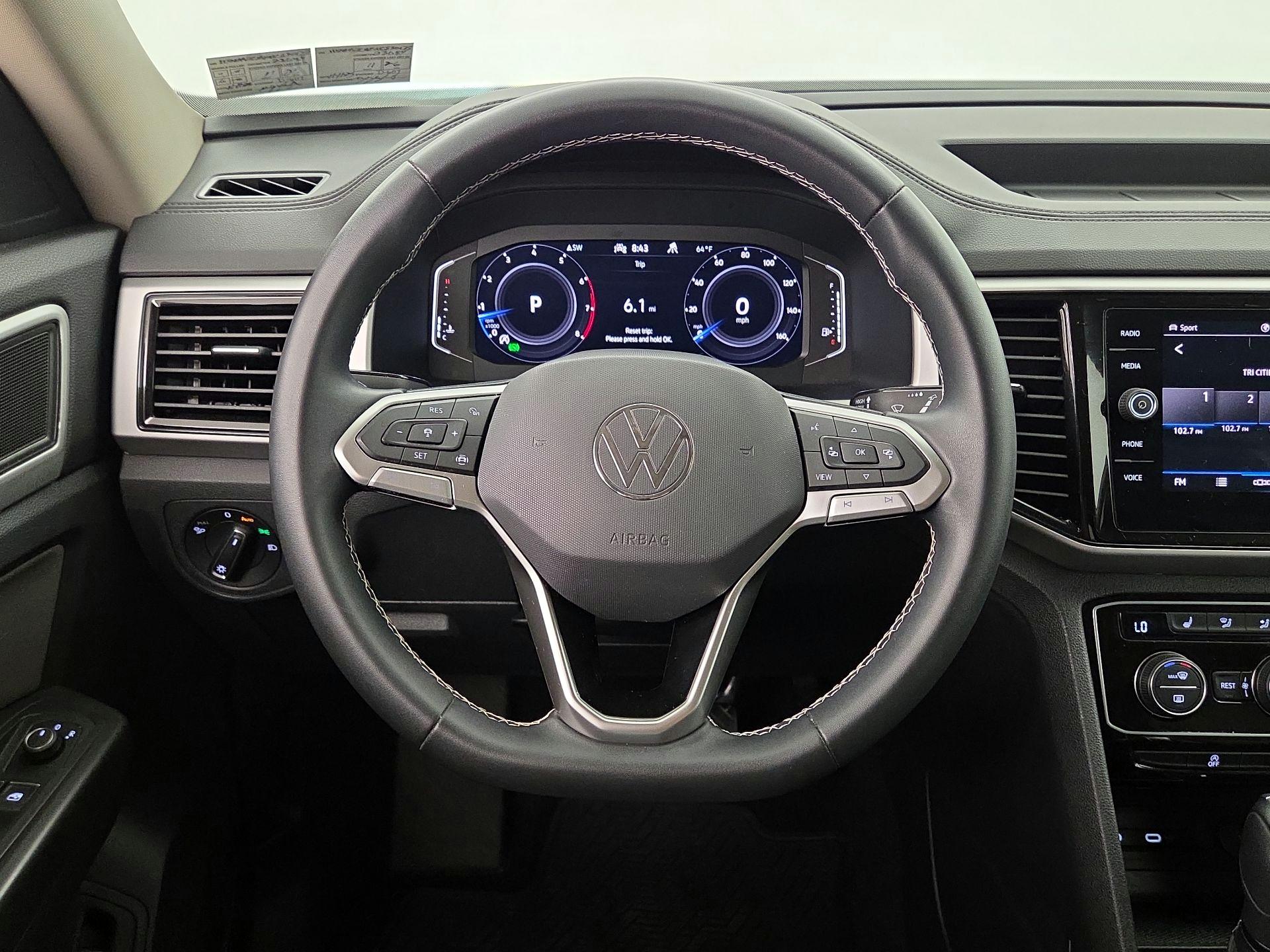 Thumbnail: 2022 Volkswagen Atlas - 10