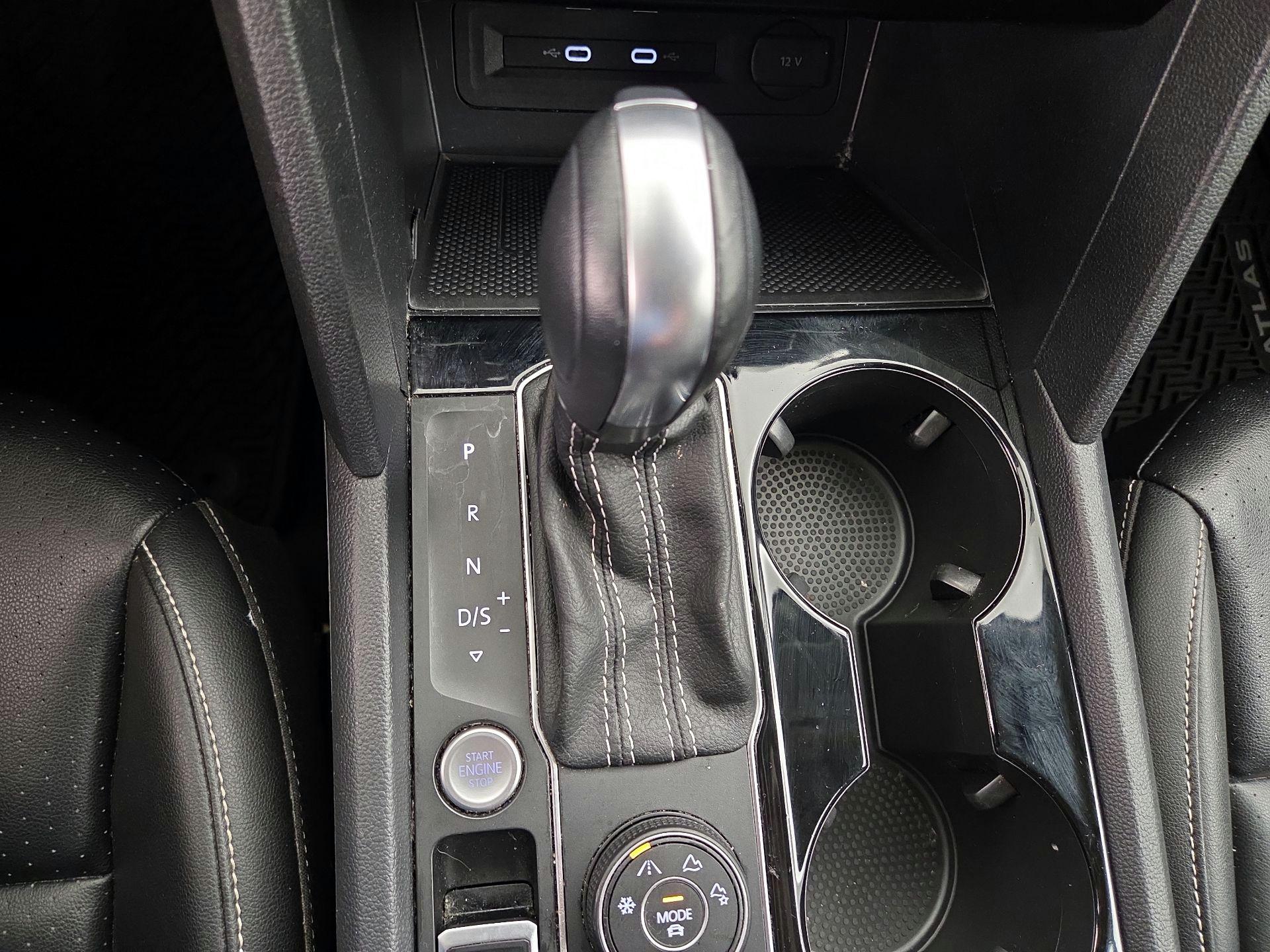 Thumbnail: 2022 Volkswagen Atlas - 17