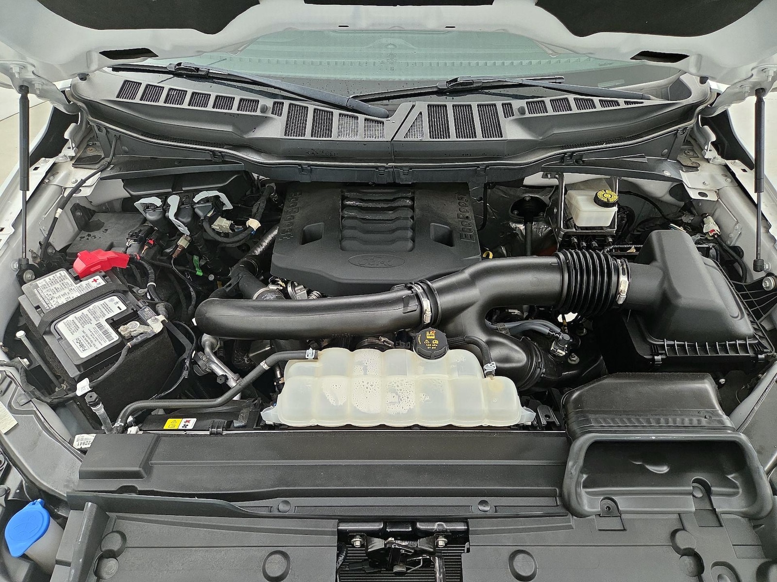 2023 Ford F-150 XLT - Photo 23