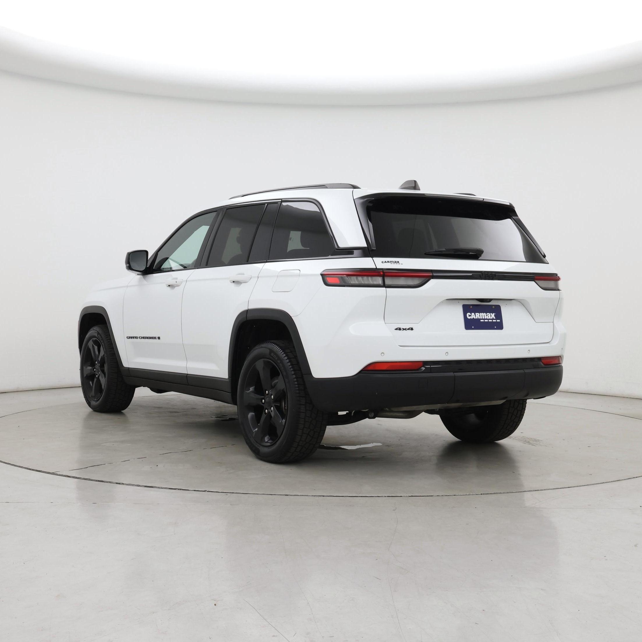 Thumbnail: 2023 Jeep Grand Cherokee - 2