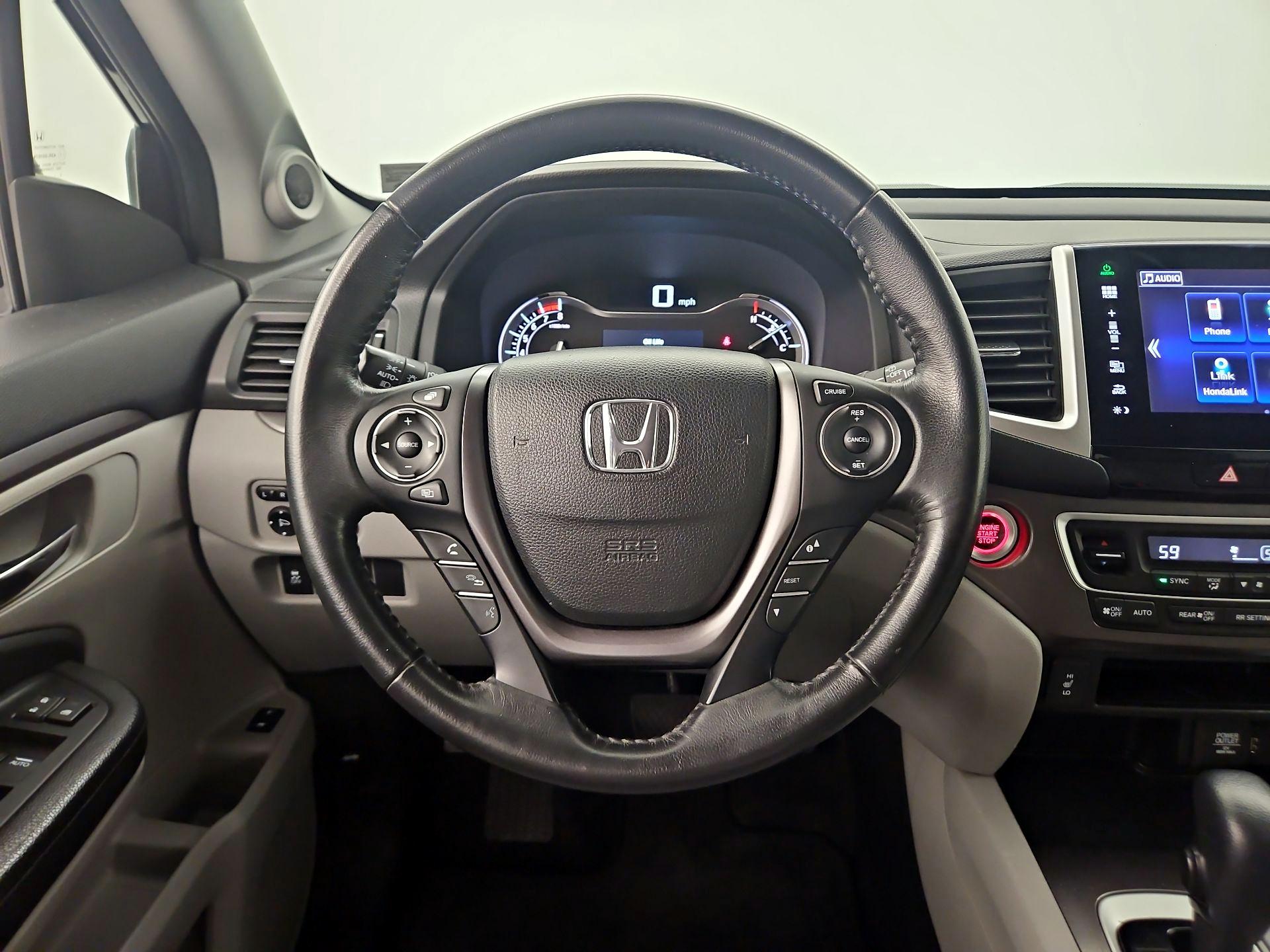 Thumbnail: 2016 Honda Pilot - 10