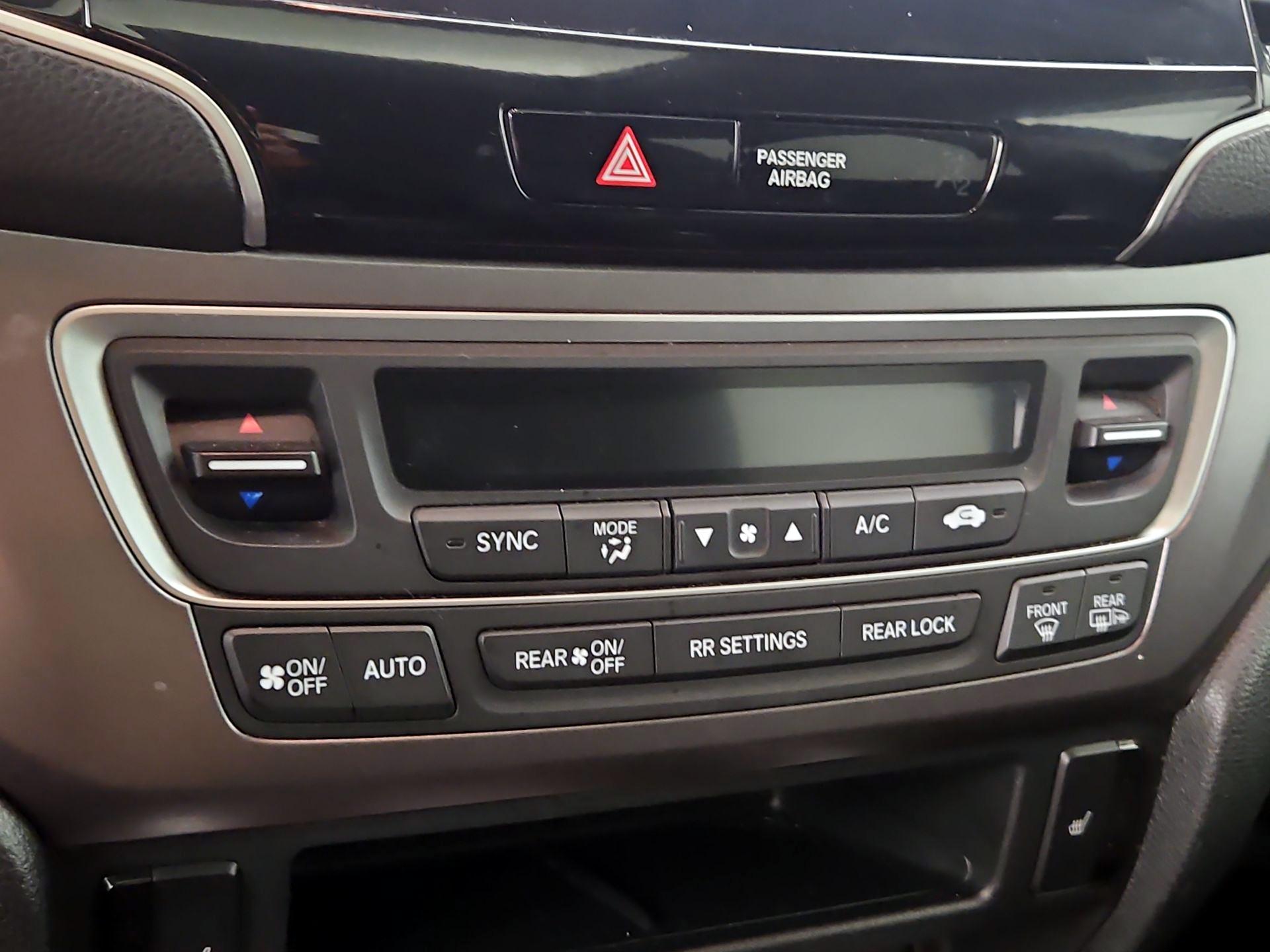 Thumbnail: 2021 Honda Pilot - 16