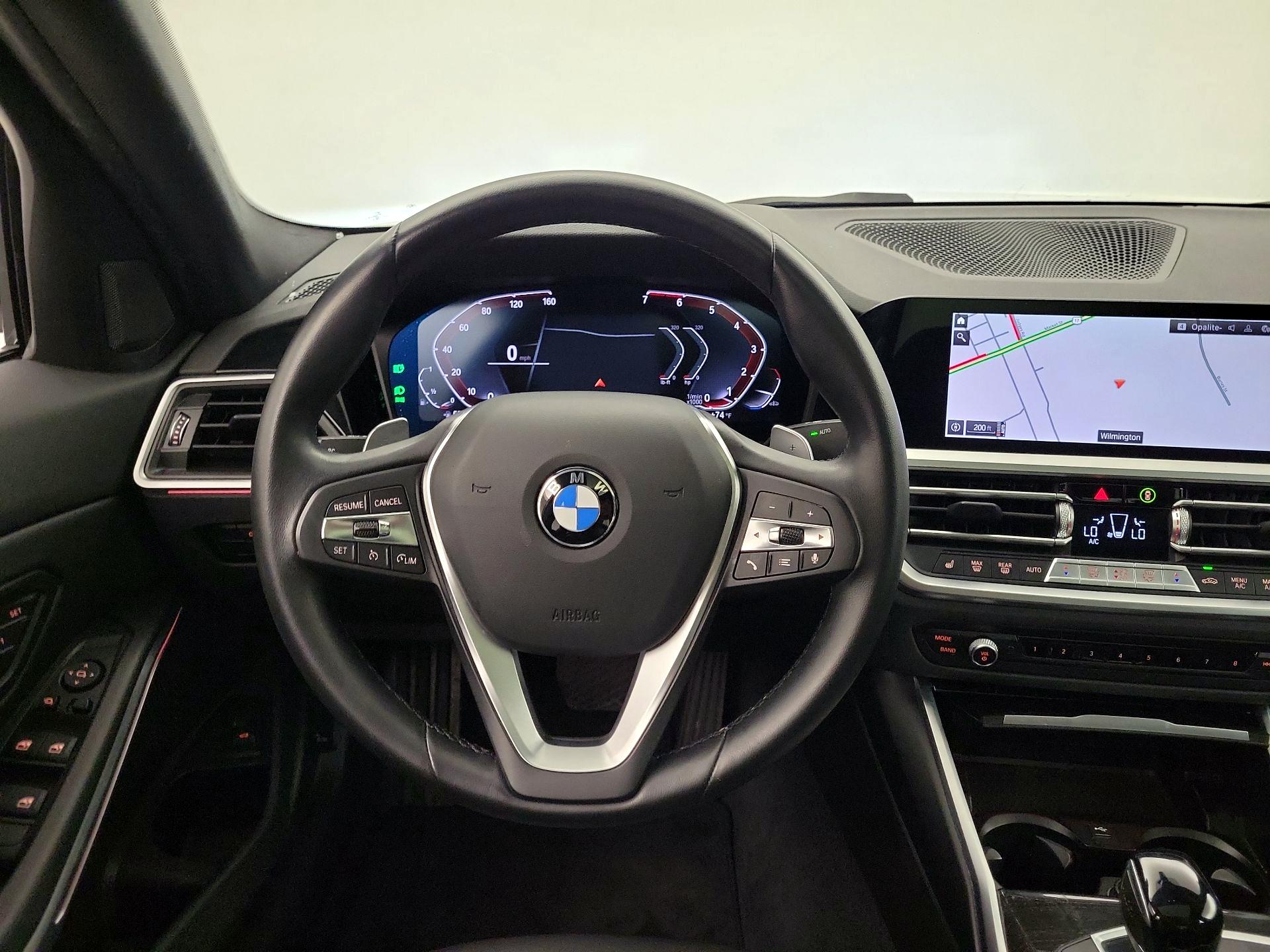 Thumbnail: 2022 BMW 3 Series - 10
