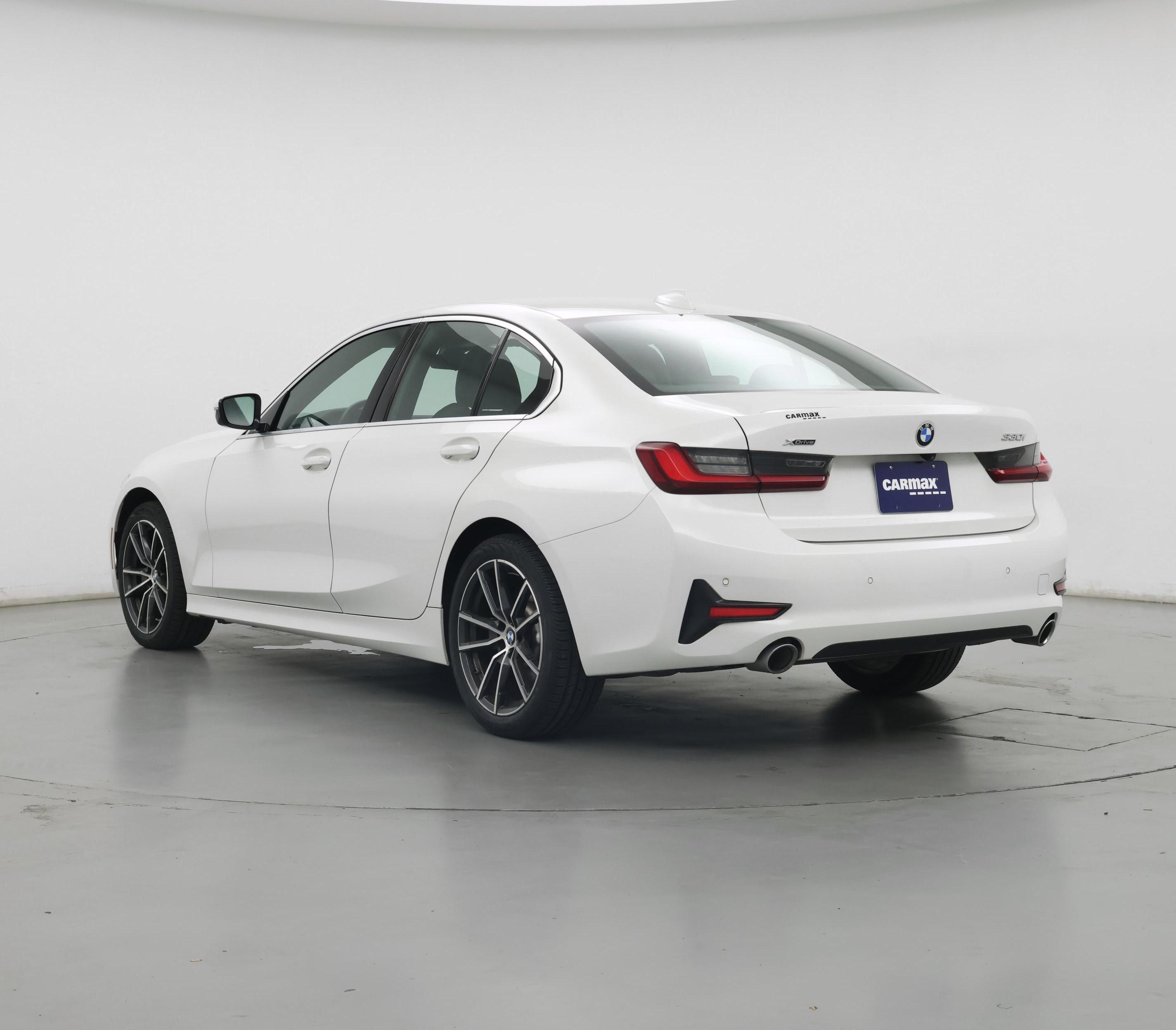 Thumbnail: 2022 BMW 3 Series - 2