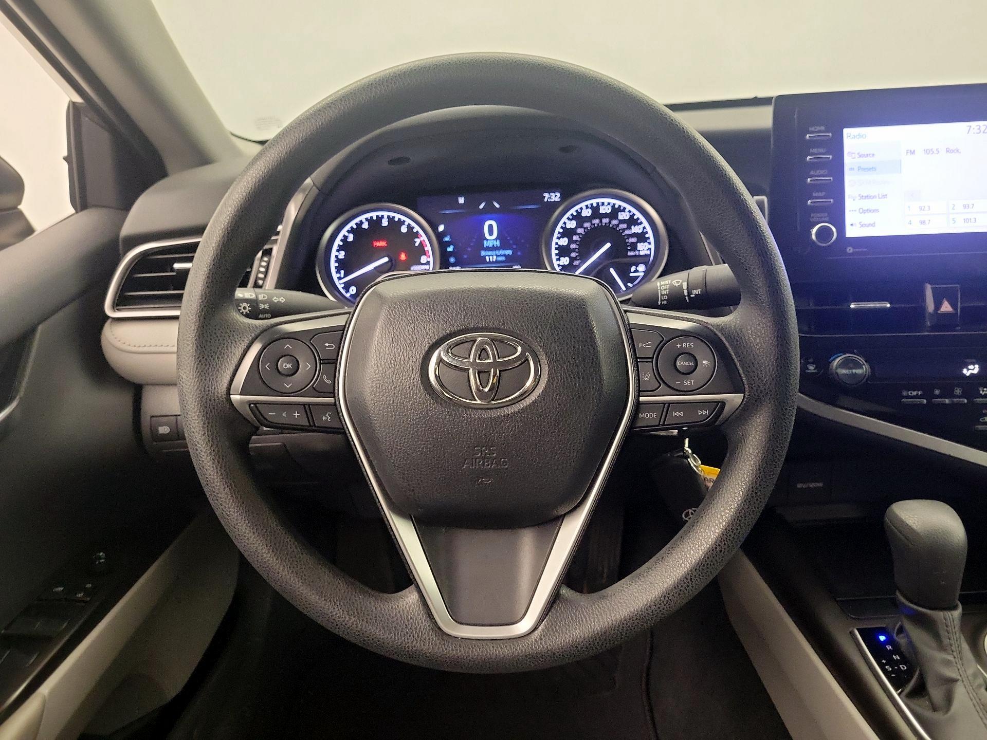 Thumbnail: 2023 Toyota Camry - 10