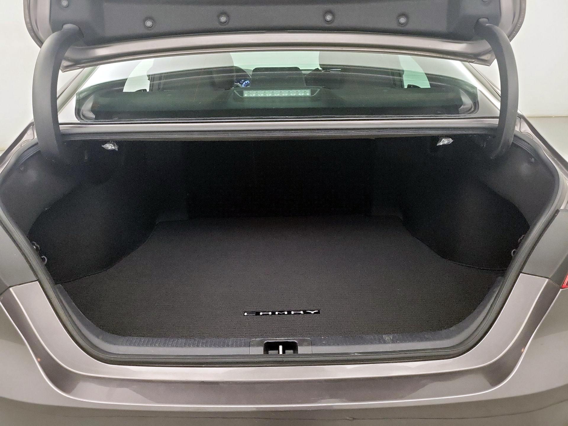 Thumbnail: 2023 Toyota Camry - 20