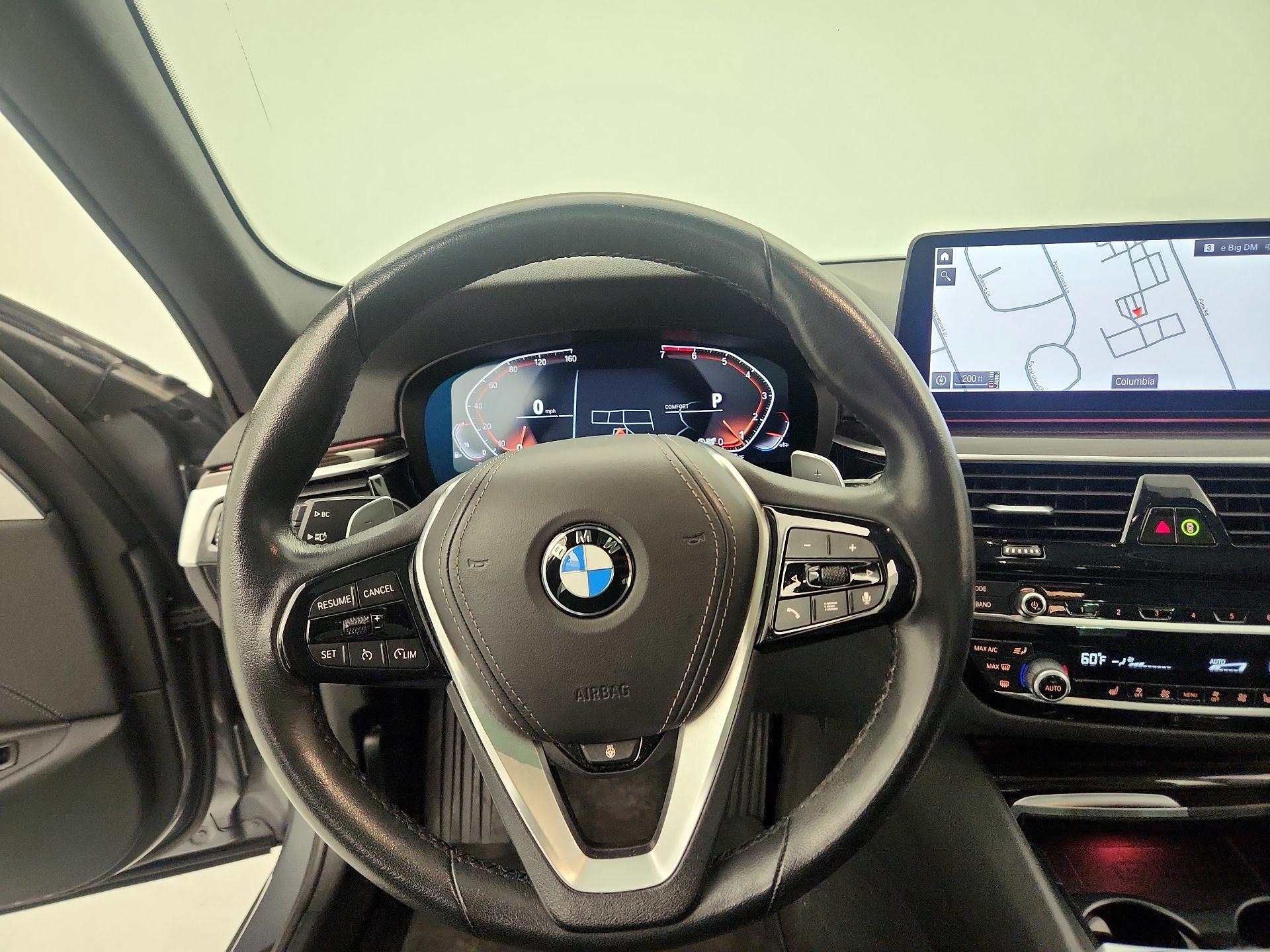 Thumbnail: 2023 BMW 5 Series - 10