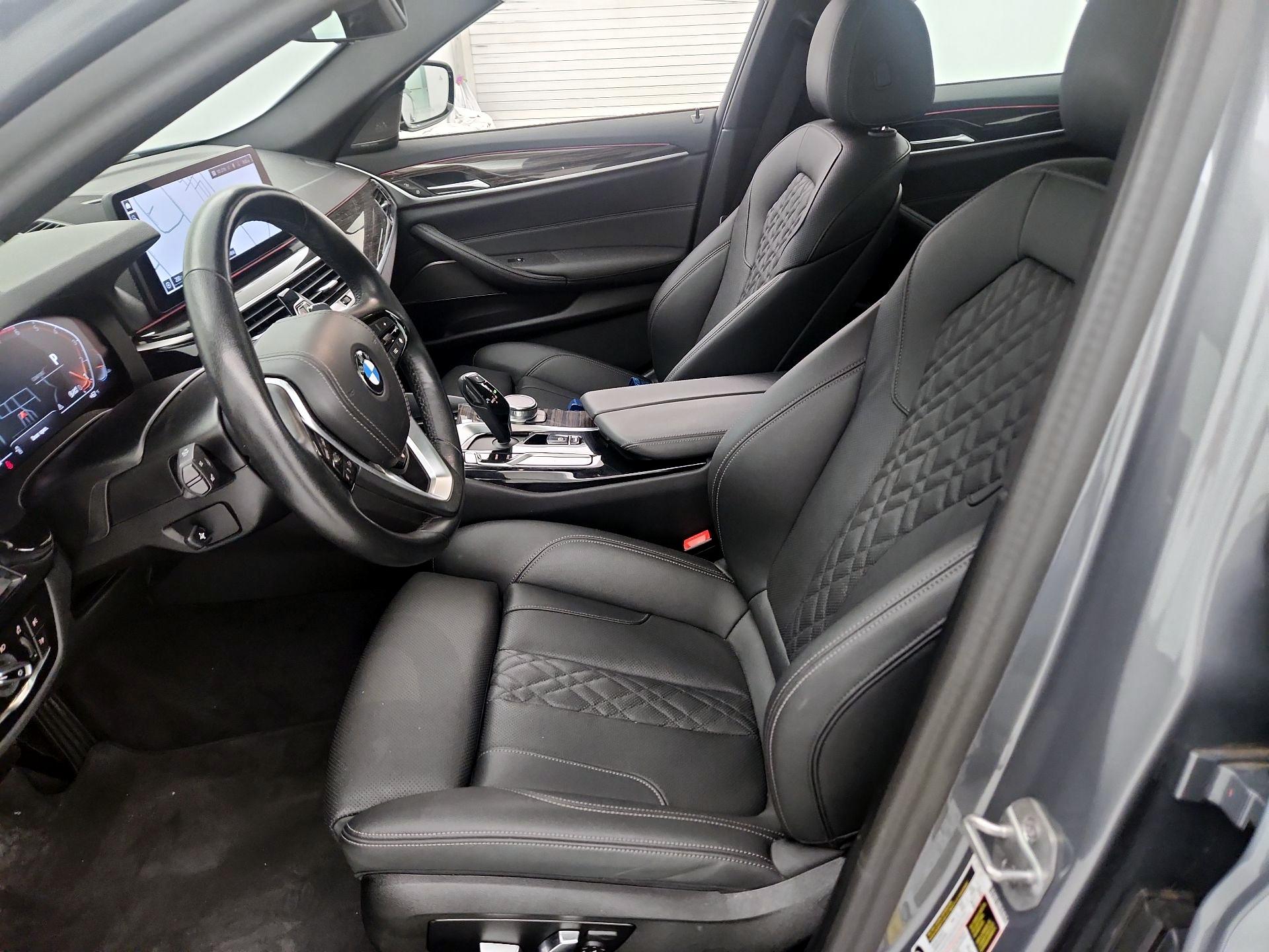 Thumbnail: 2023 BMW 5 Series - 11