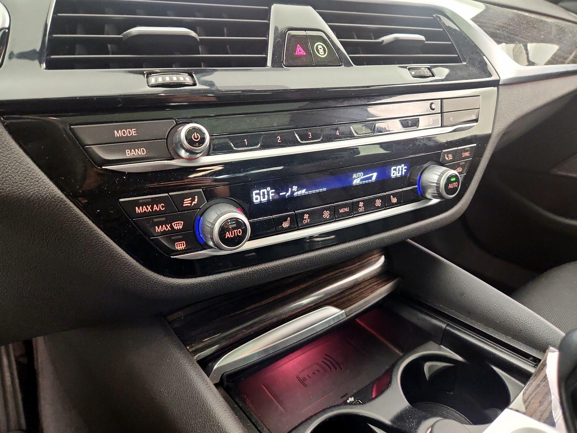 Thumbnail: 2023 BMW 5 Series - 17