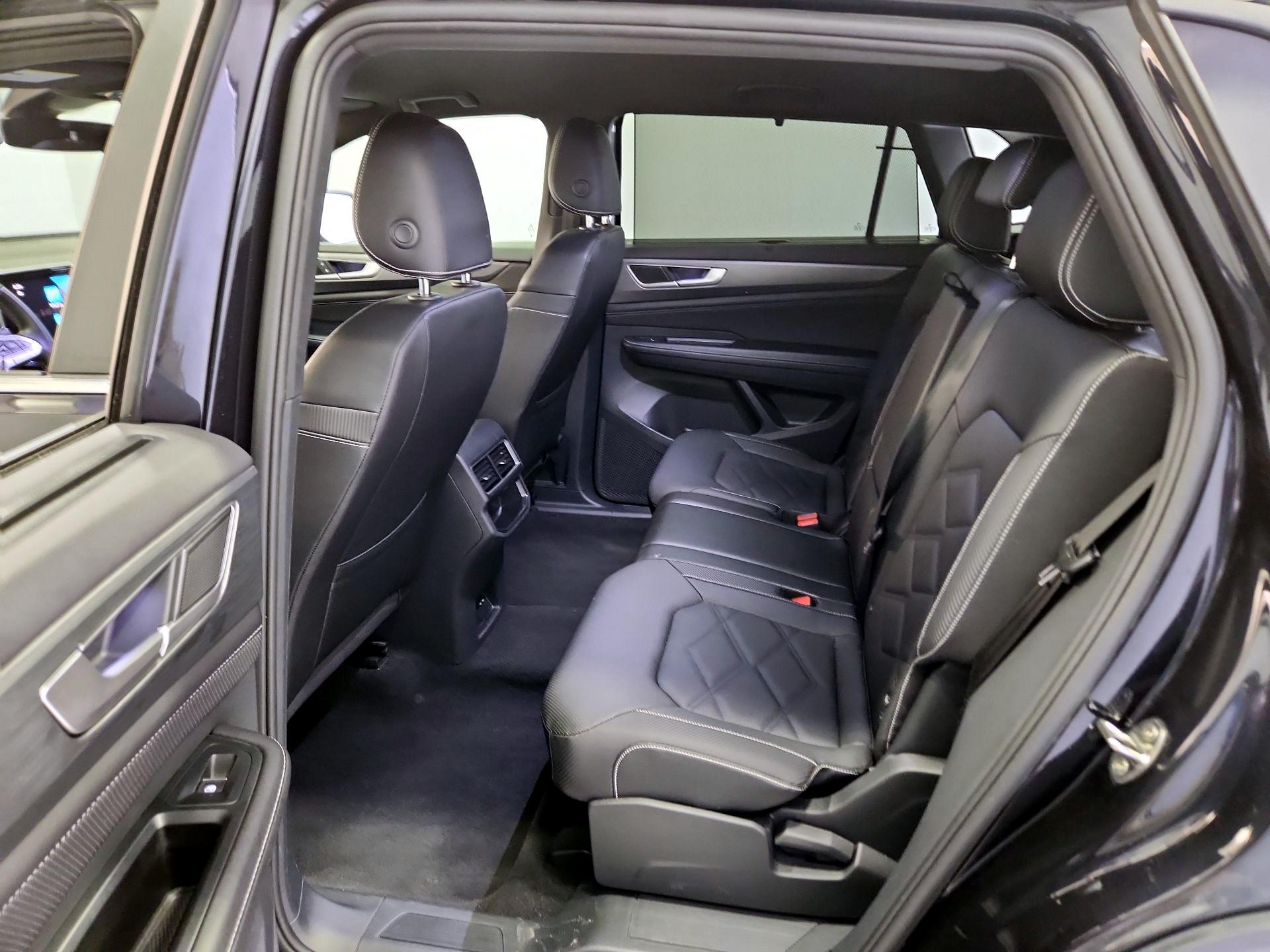 Thumbnail: 2025 Volkswagen Atlas - 19