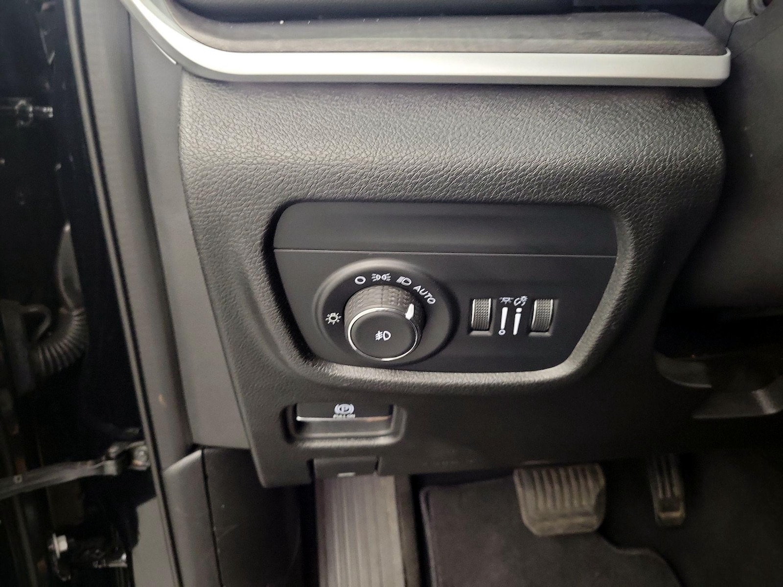 2023 Jeep Grand Cherokee Limited - Photo 14