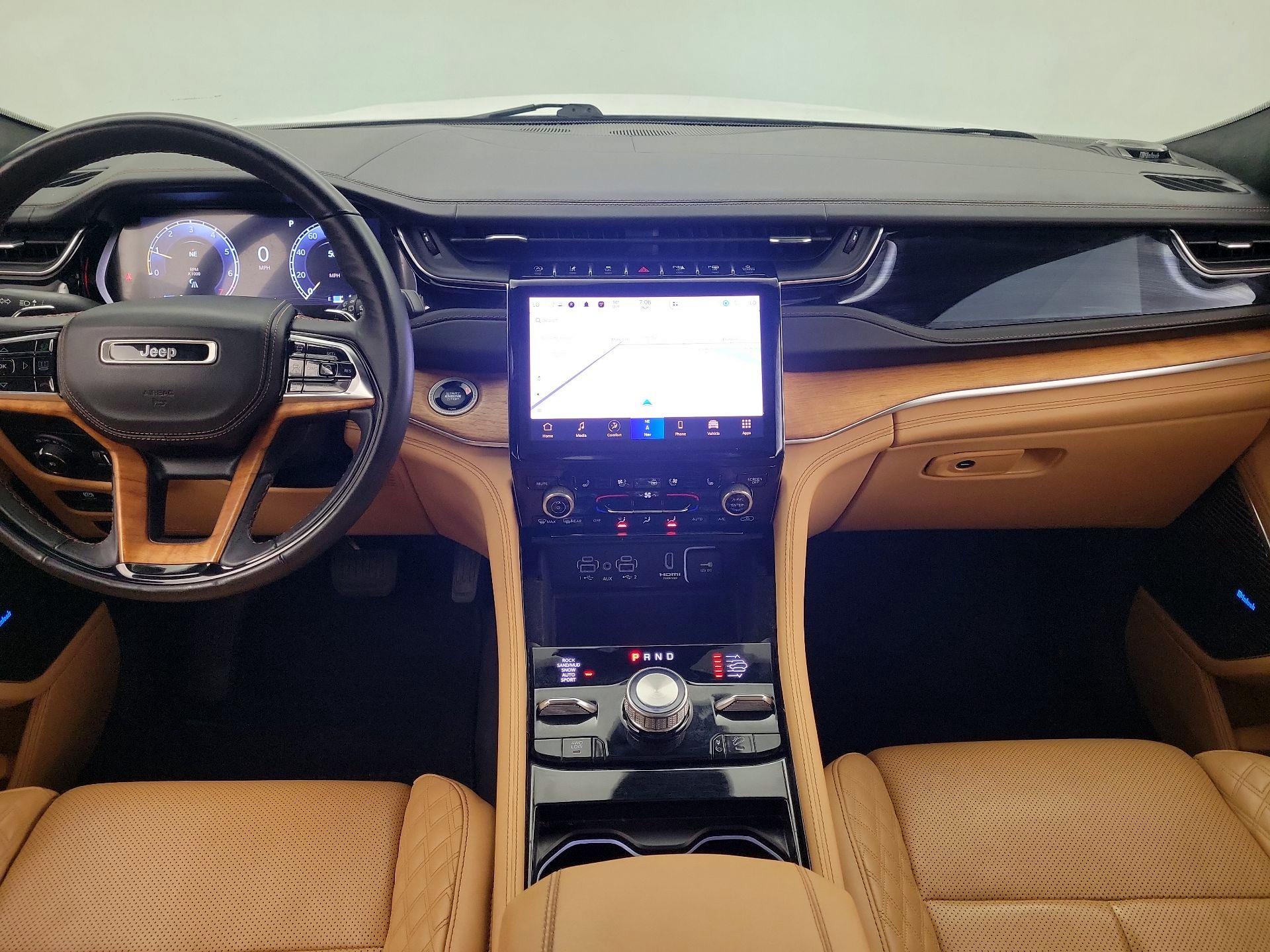 Thumbnail: 2023 Jeep Grand Cherokee L - 9