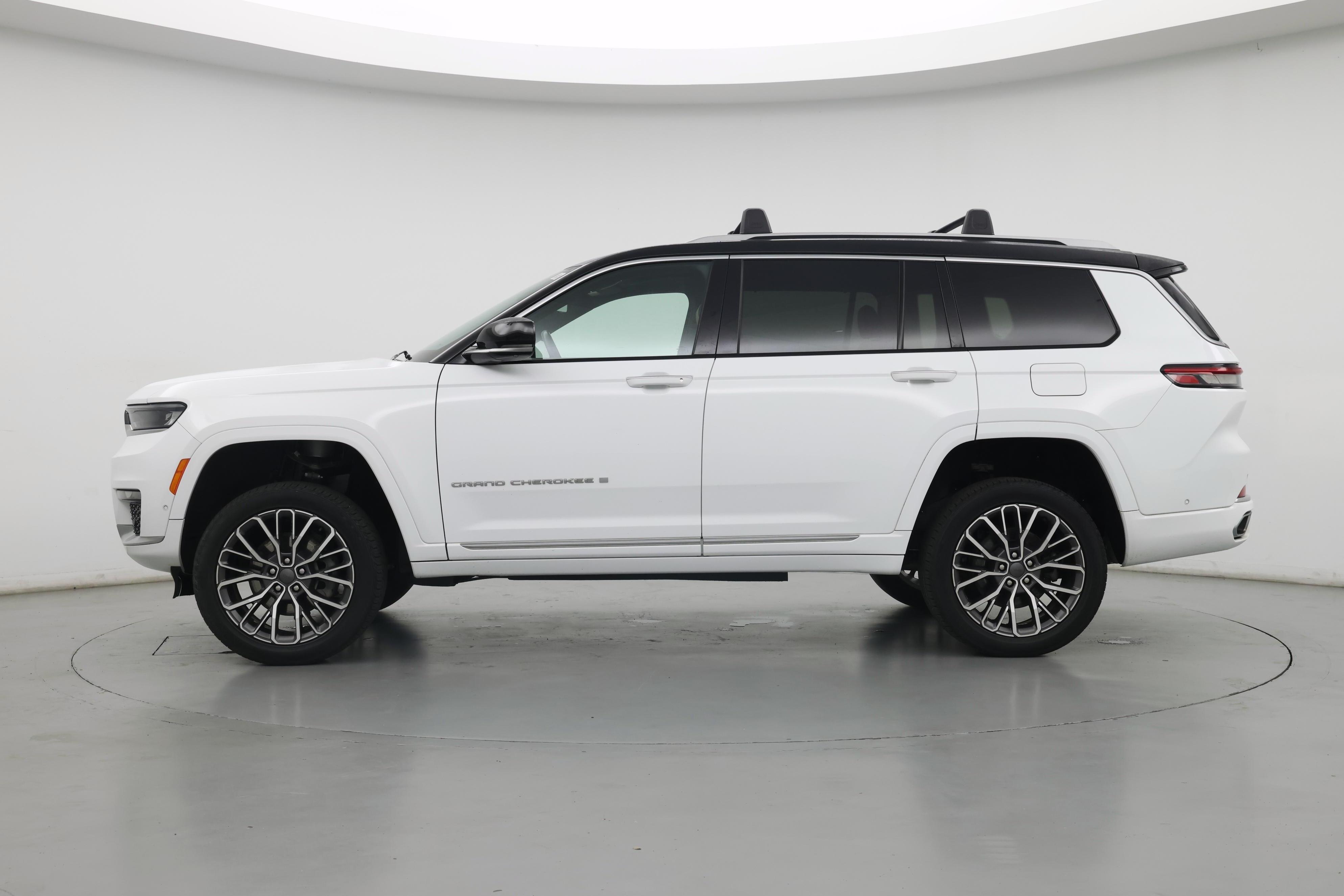 Thumbnail: 2023 Jeep Grand Cherokee L - 3