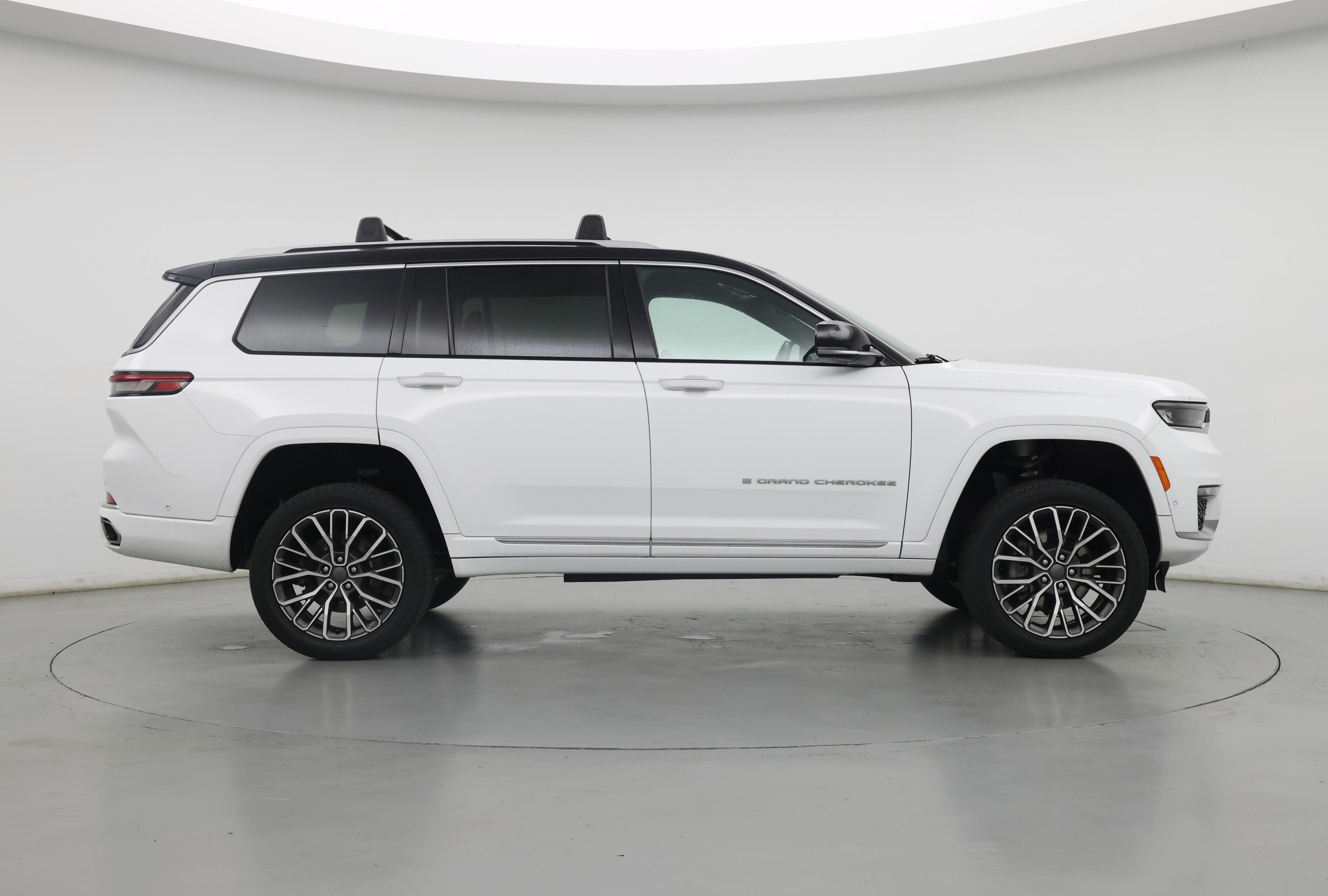 Thumbnail: 2023 Jeep Grand Cherokee L - 7