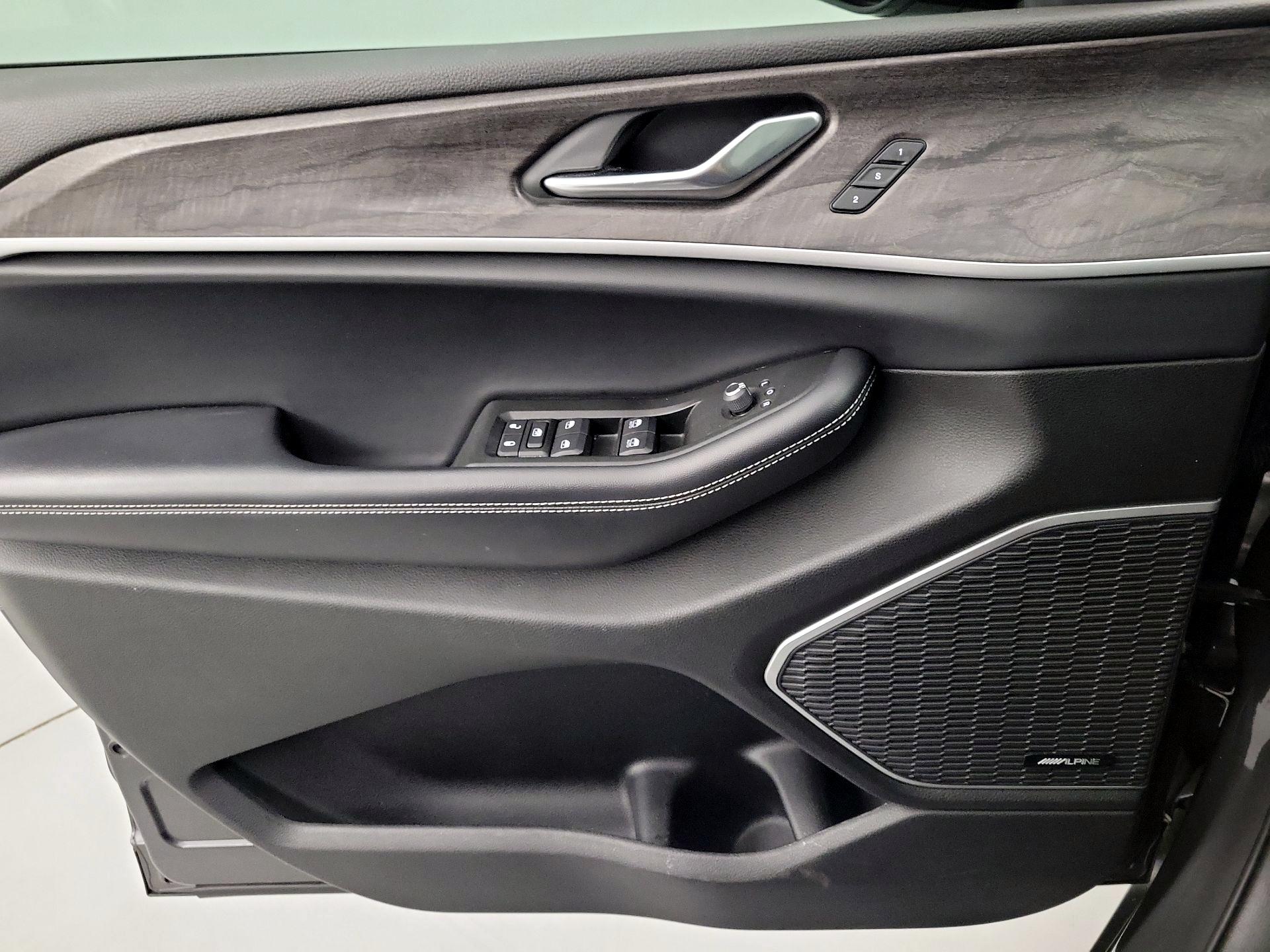 Thumbnail: 2021 Jeep Grand Cherokee L - 12