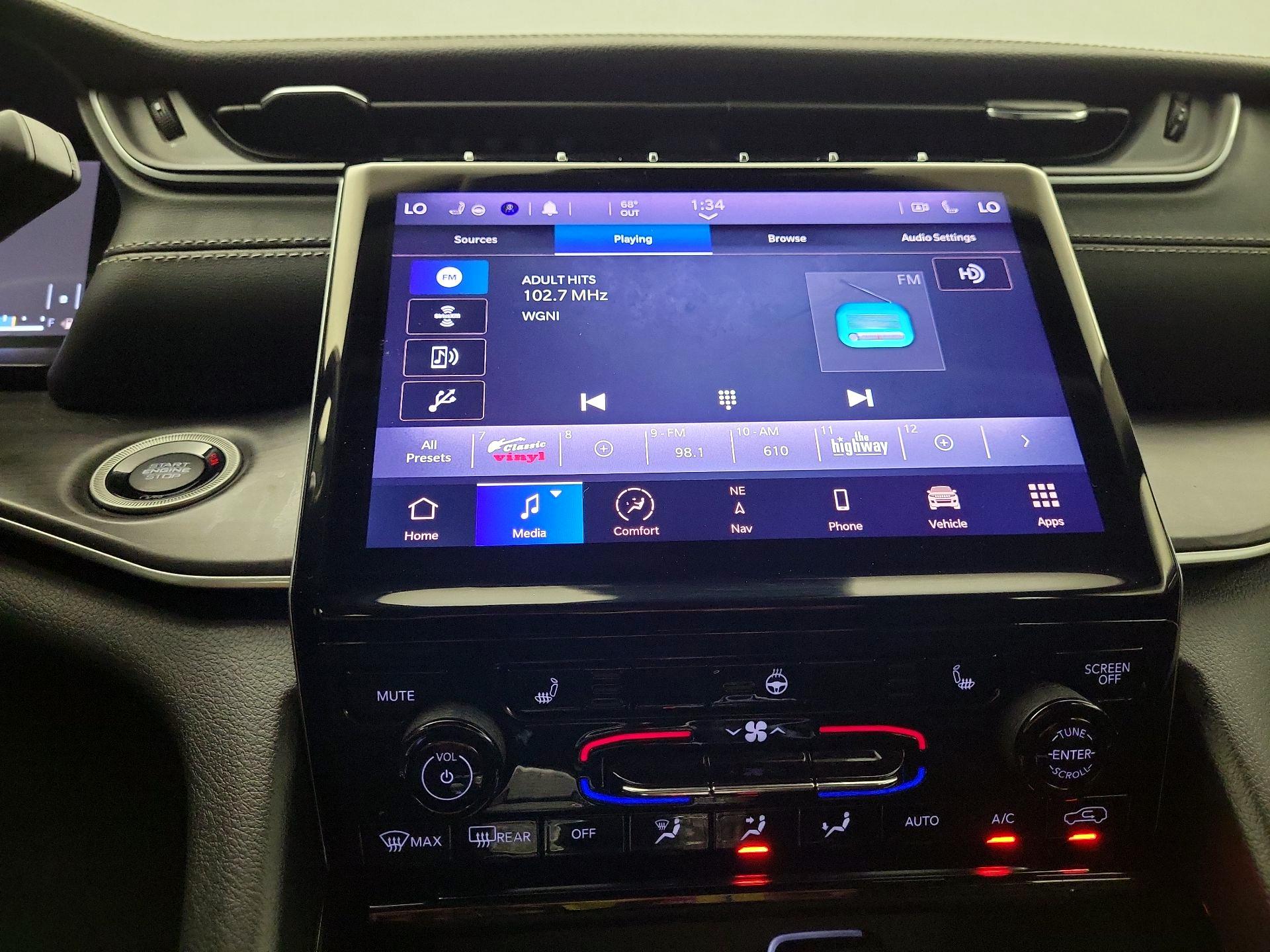 Thumbnail: 2021 Jeep Grand Cherokee L - 16