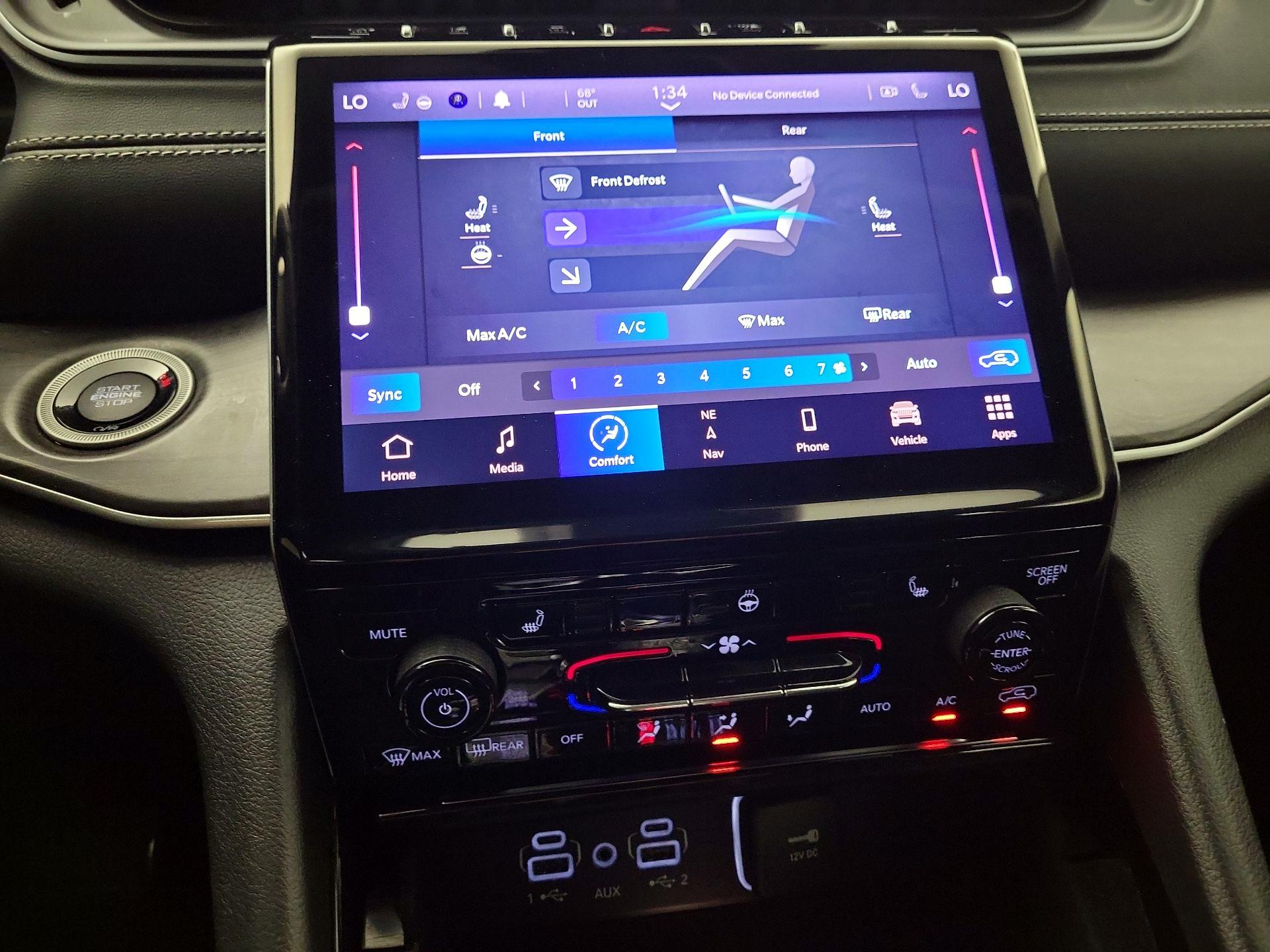 Thumbnail: 2021 Jeep Grand Cherokee L - 17