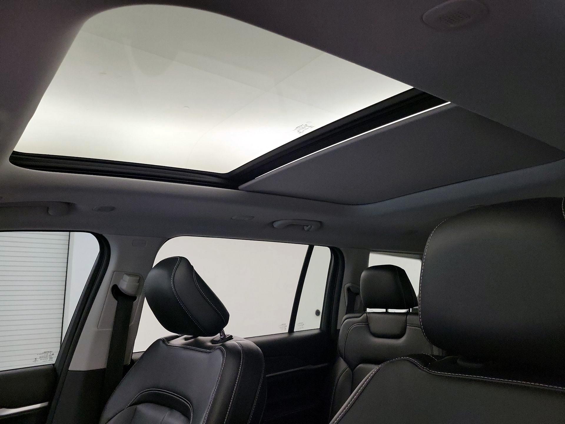 Thumbnail: 2021 Jeep Grand Cherokee L - 20