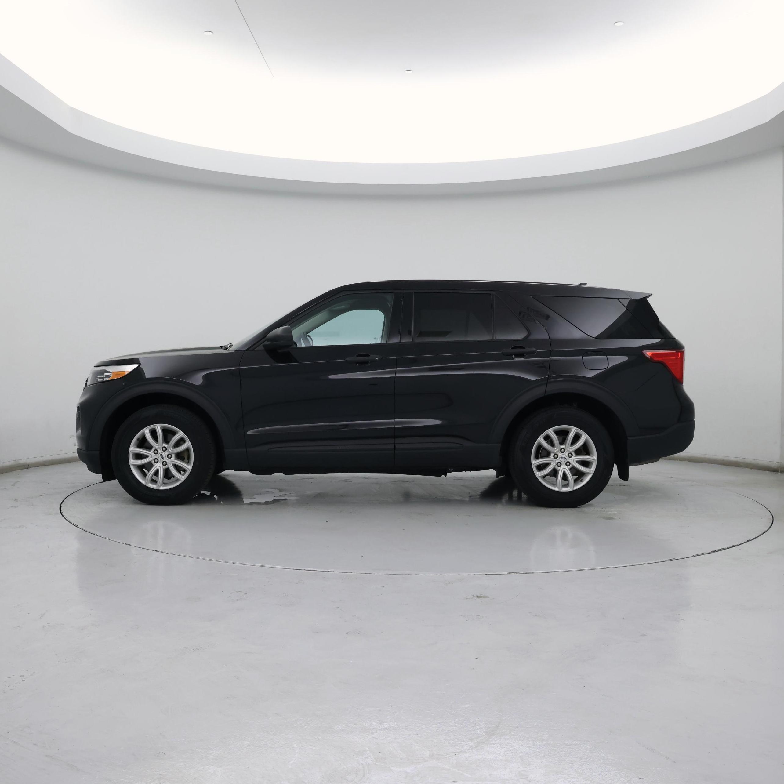 Thumbnail: 2021 Ford Explorer - 3