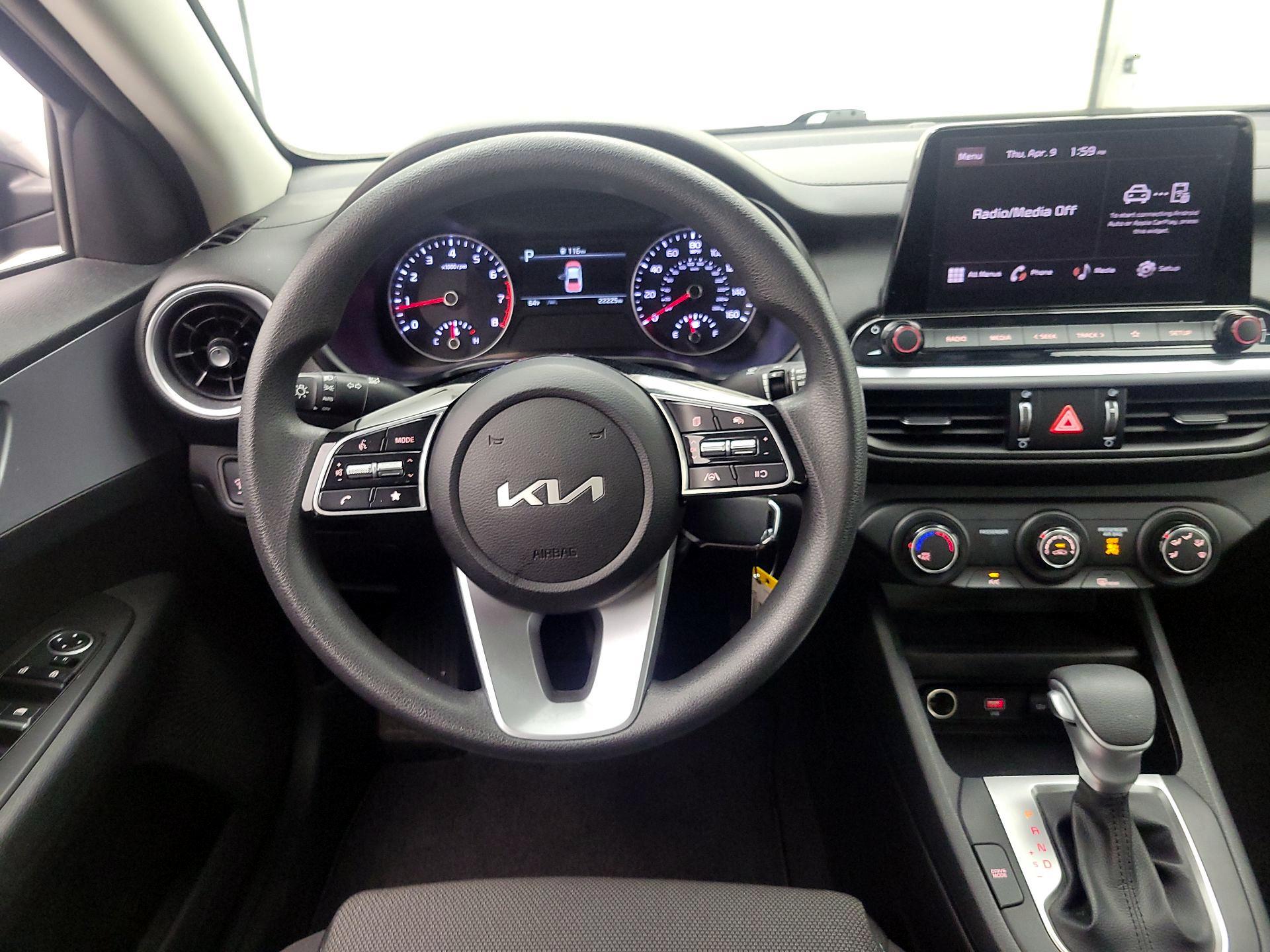 Thumbnail: 2023 Kia Forte - 10