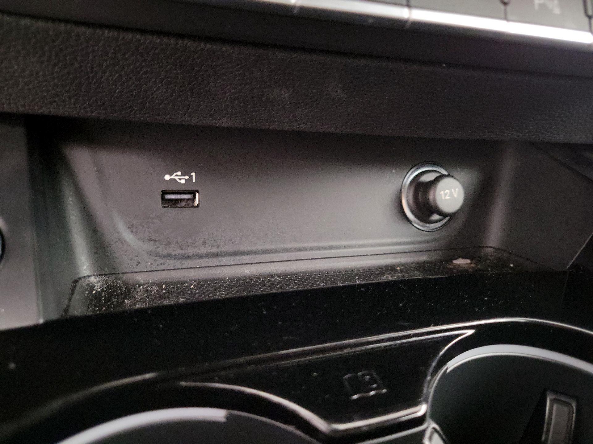 Thumbnail: 2023 Audi A4 - 18