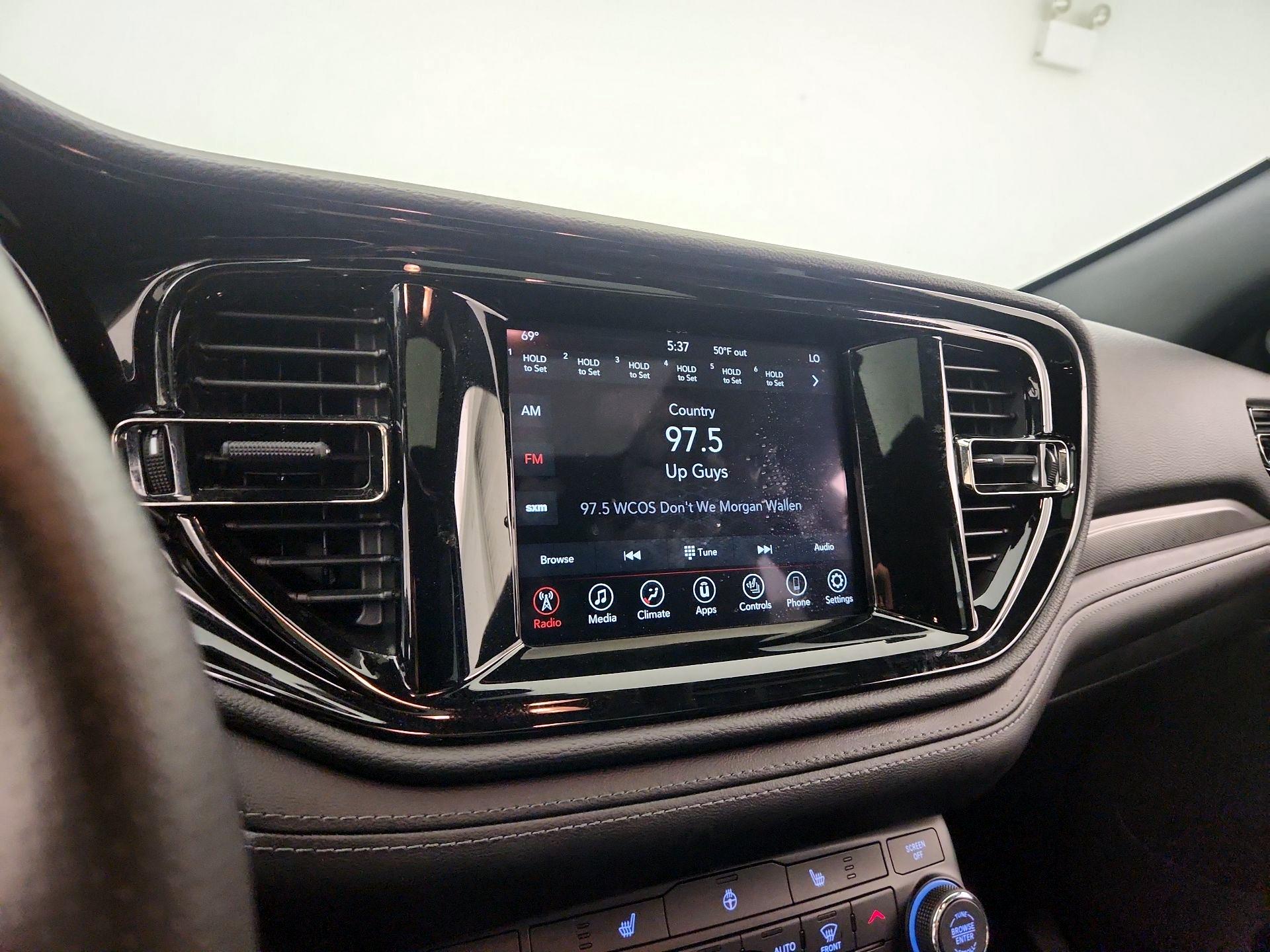 Thumbnail: 2022 Dodge Durango - 15