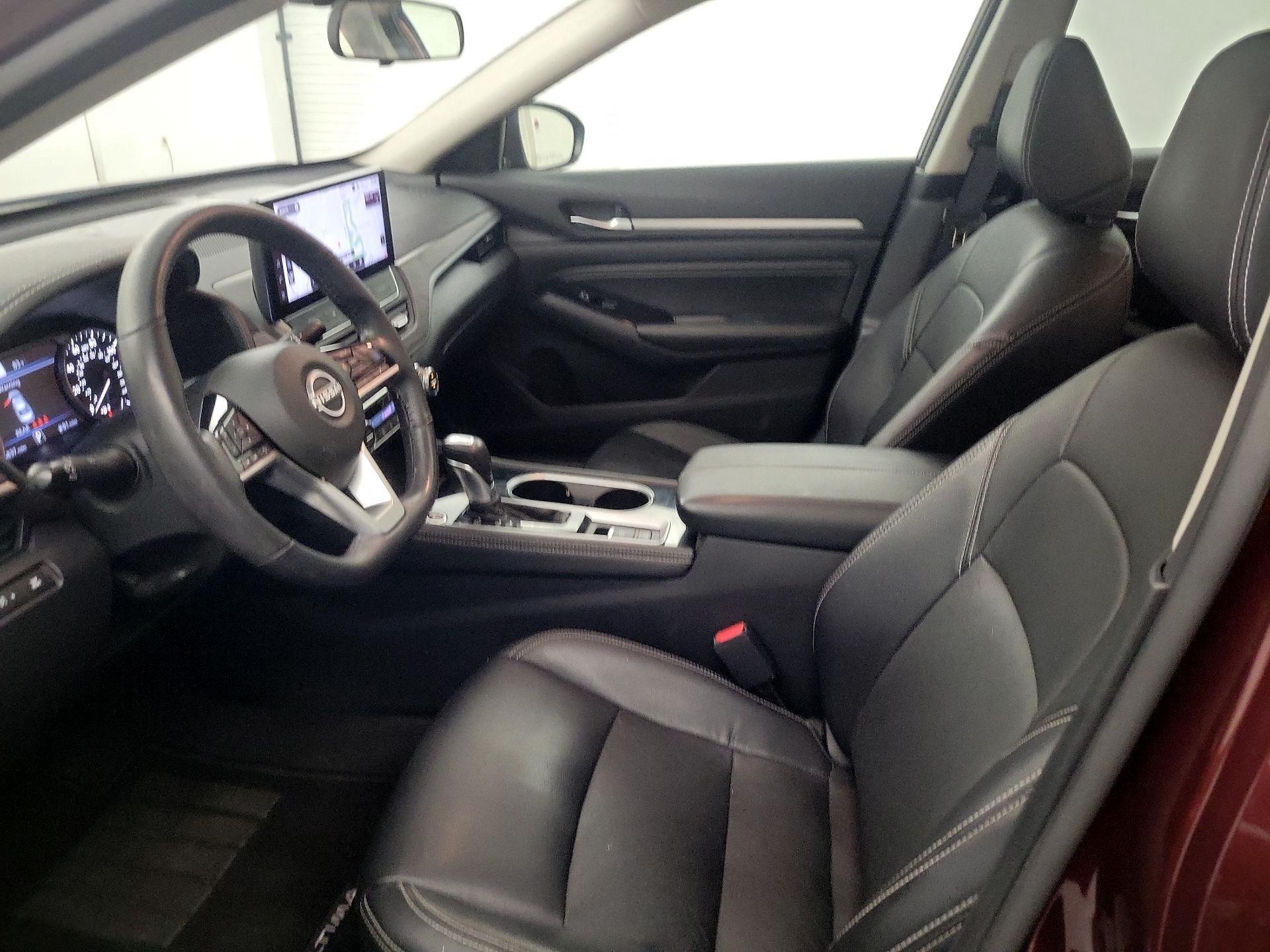 Thumbnail: 2023 Nissan Altima - 9