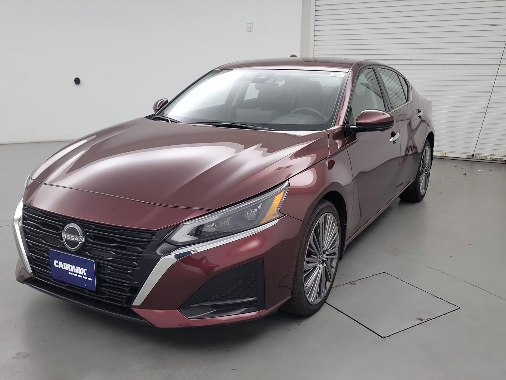 Thumbnail: 2023 Nissan Altima - 3
