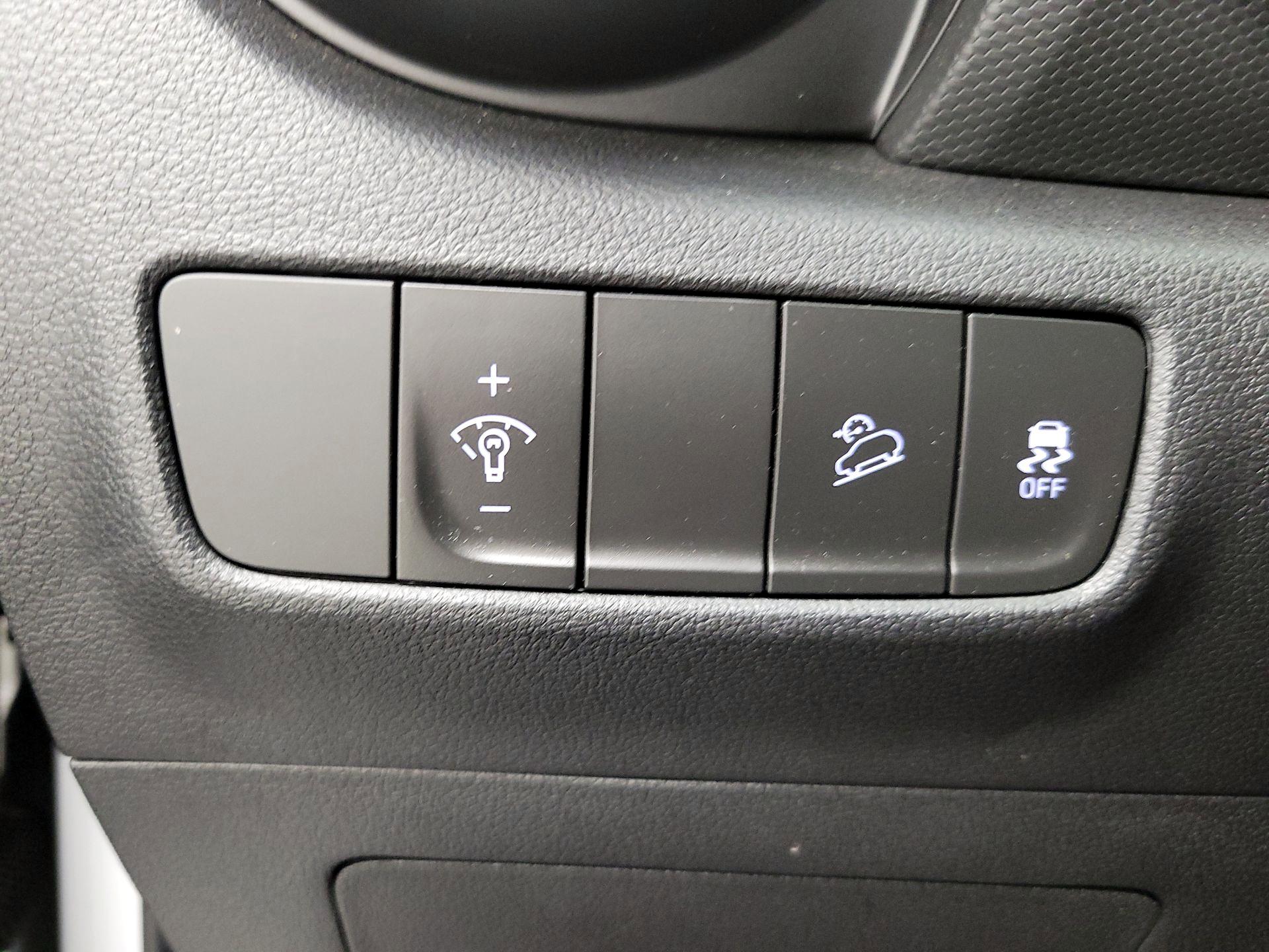 Thumbnail: 2023 Hyundai Kona - 13