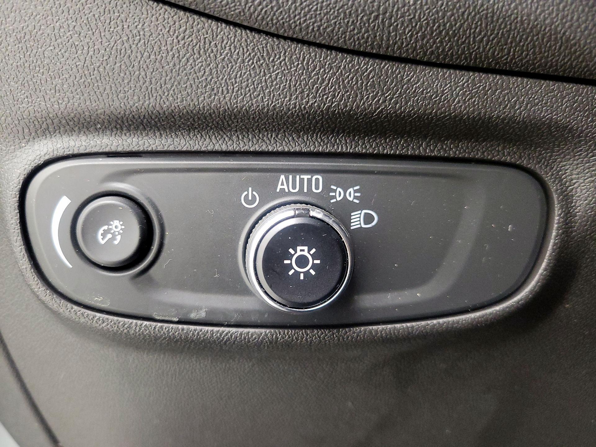 Thumbnail: 2023 Chevrolet Equinox - 13