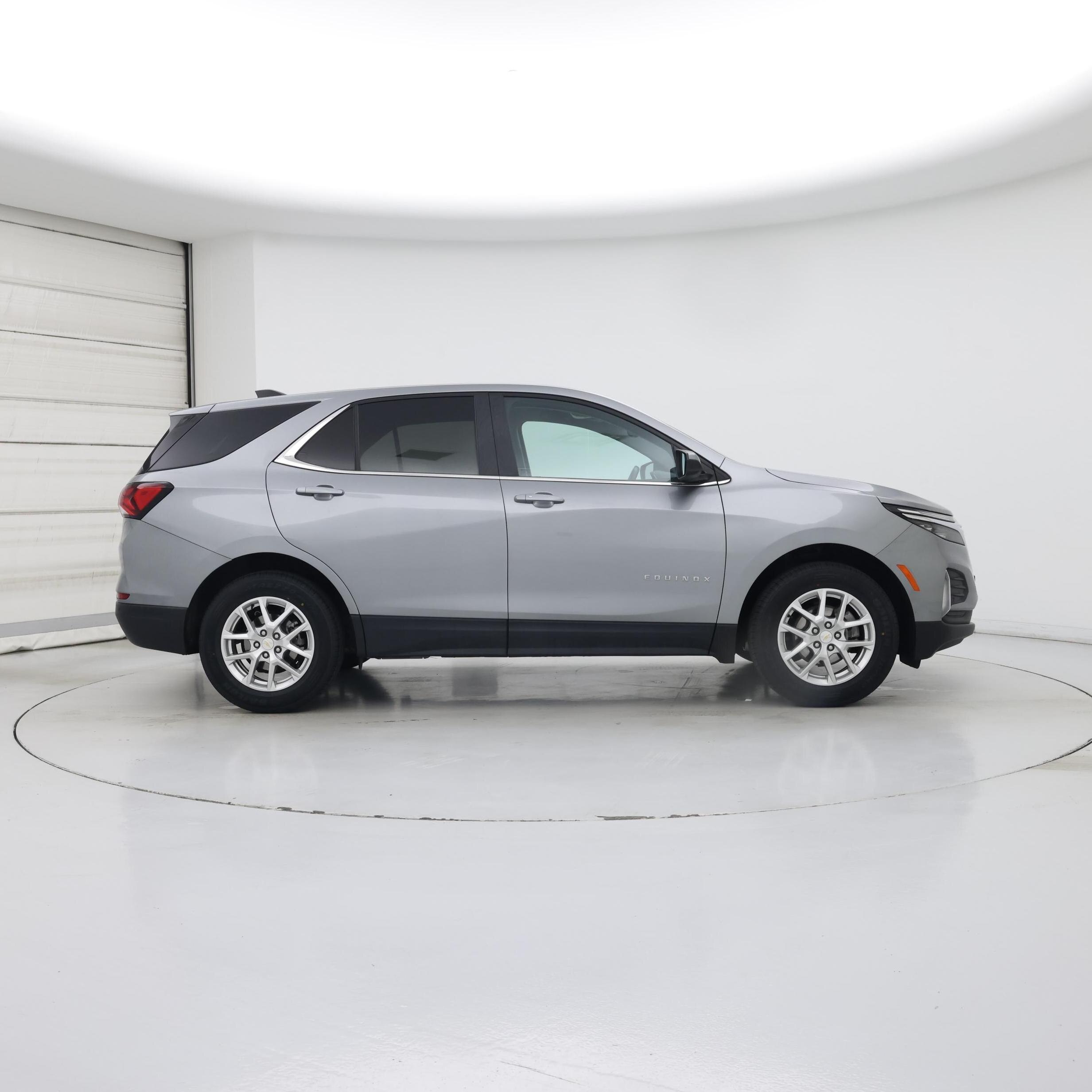 Thumbnail: 2023 Chevrolet Equinox - 7