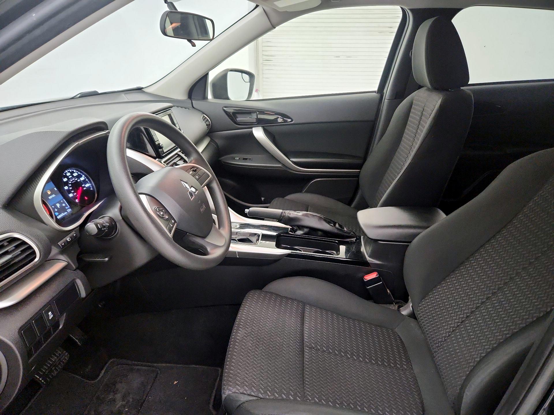 Thumbnail: 2020 Mitsubishi Eclipse Cross - 11