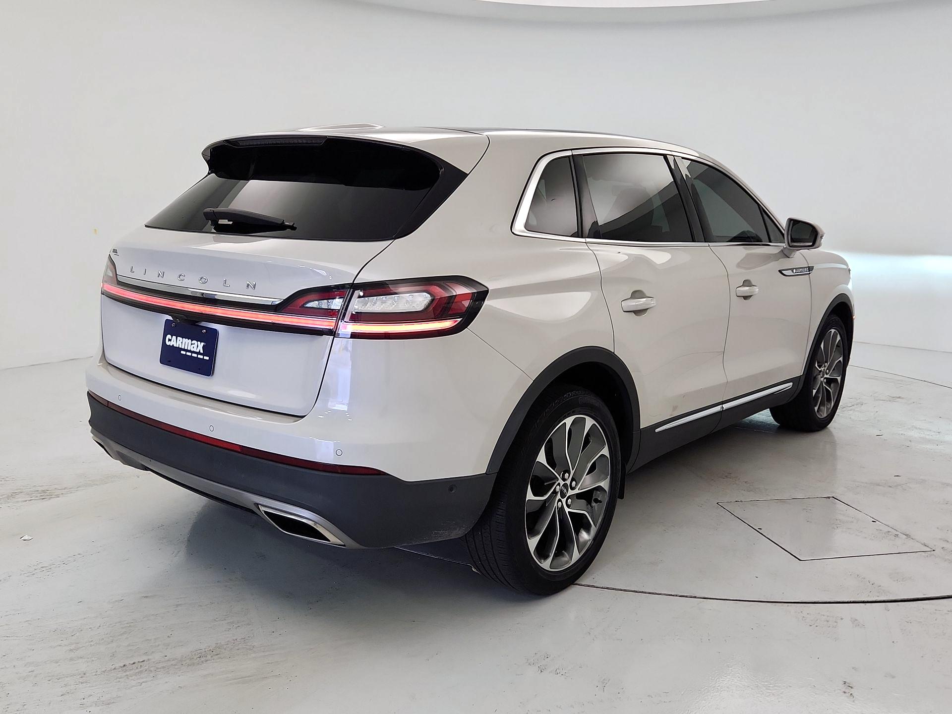 Thumbnail: 2022 Lincoln Nautilus - 5