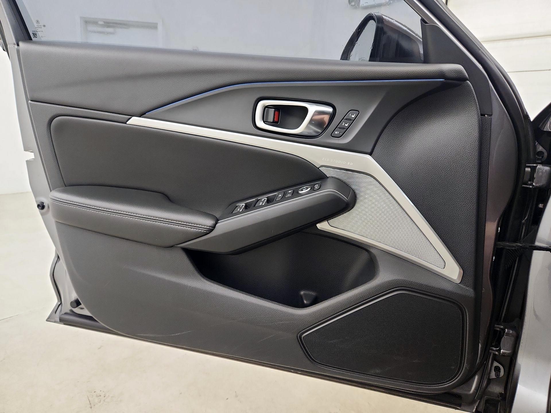 Thumbnail: 2023 Acura Integra - 12