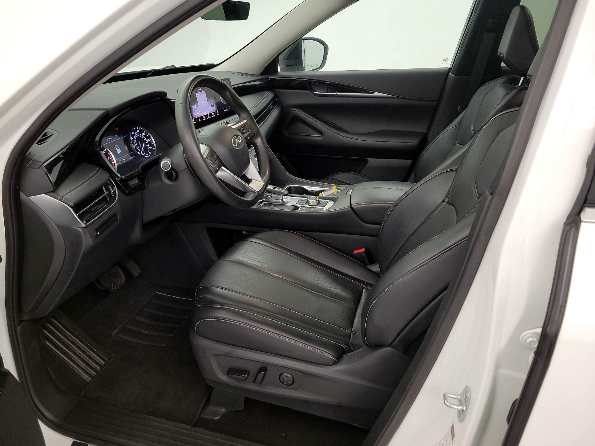 Thumbnail: 2023 INFINITI QX60 - 11