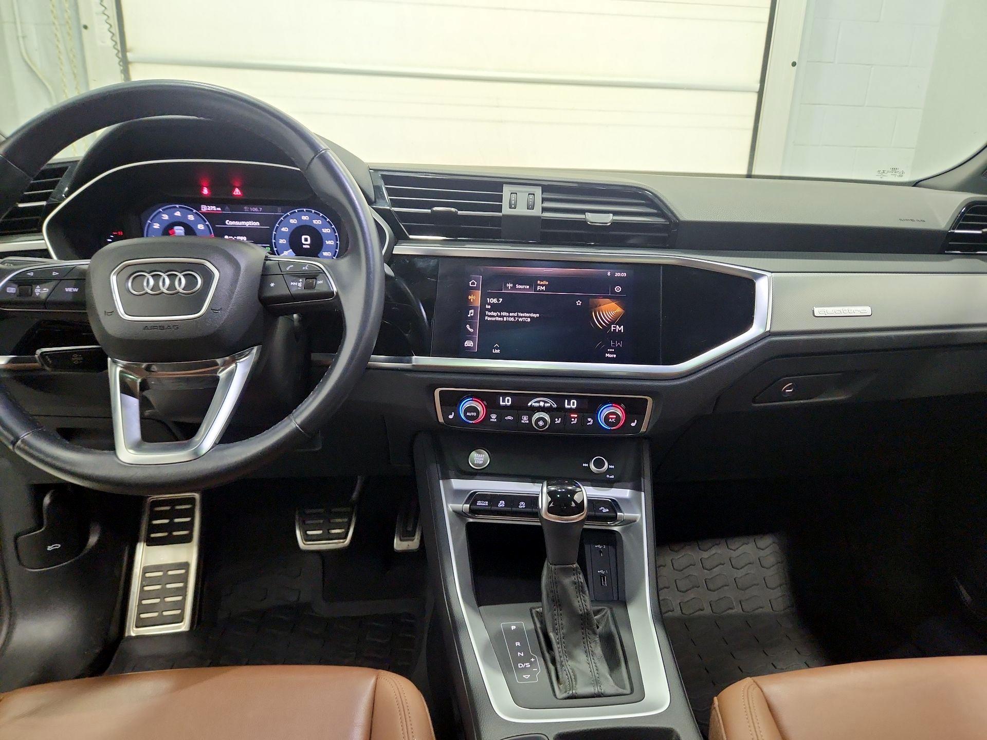 Thumbnail: 2020 Audi Q3 - 9