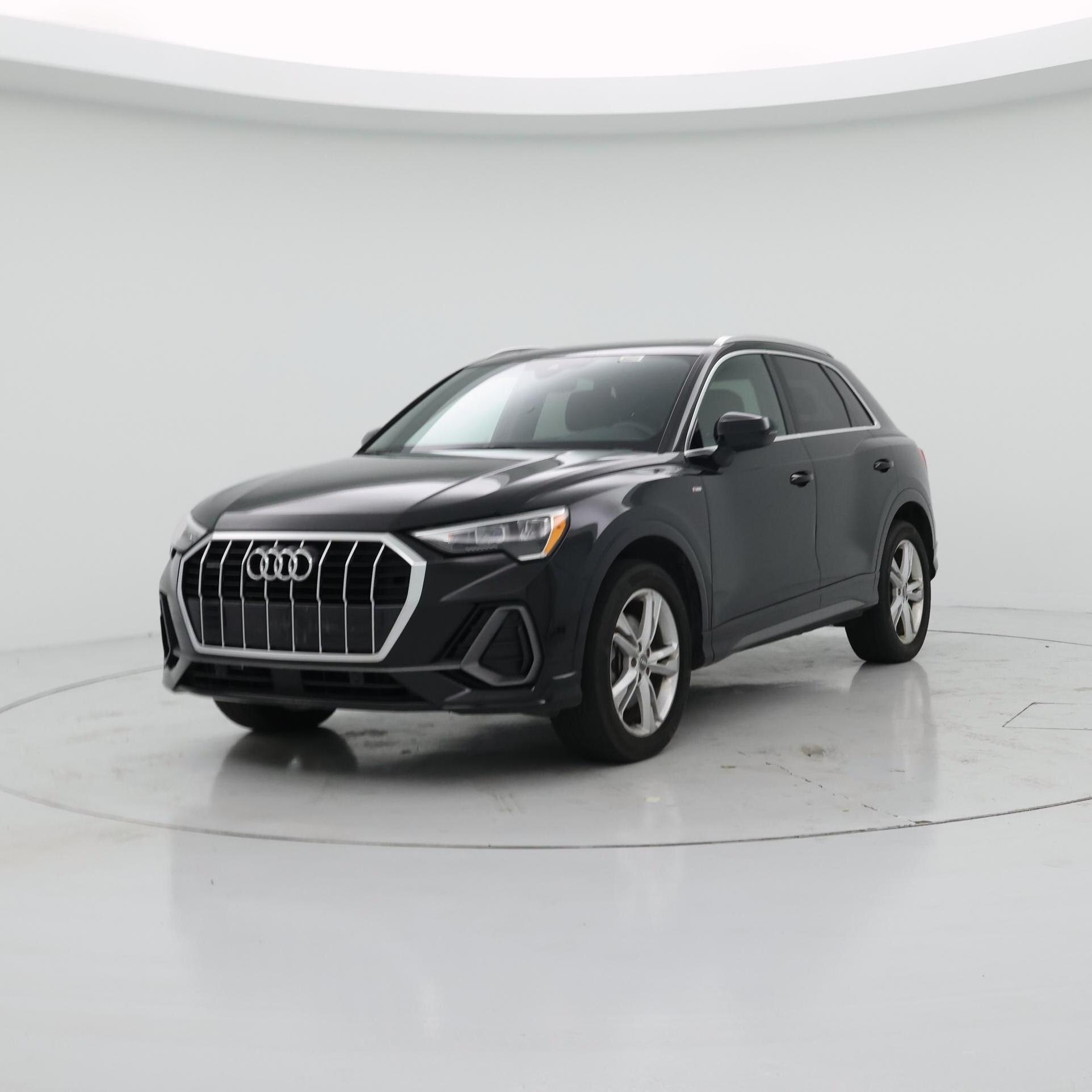 Thumbnail: 2020 Audi Q3 - 4