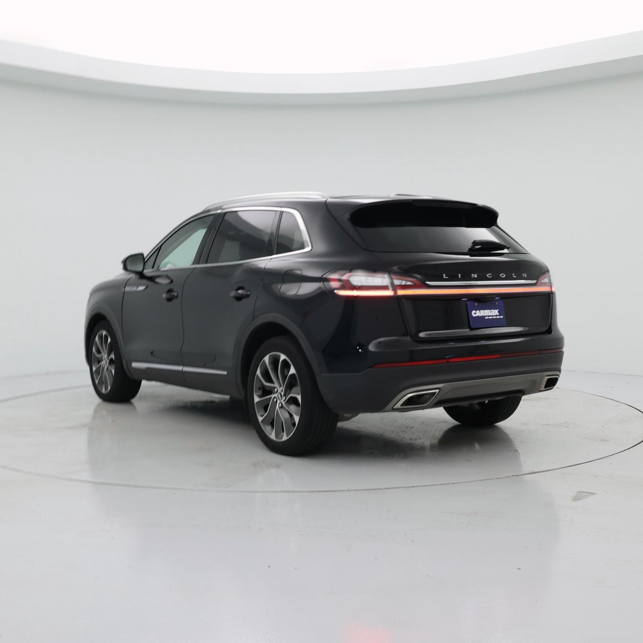 Thumbnail: 2023 Lincoln Nautilus - 2