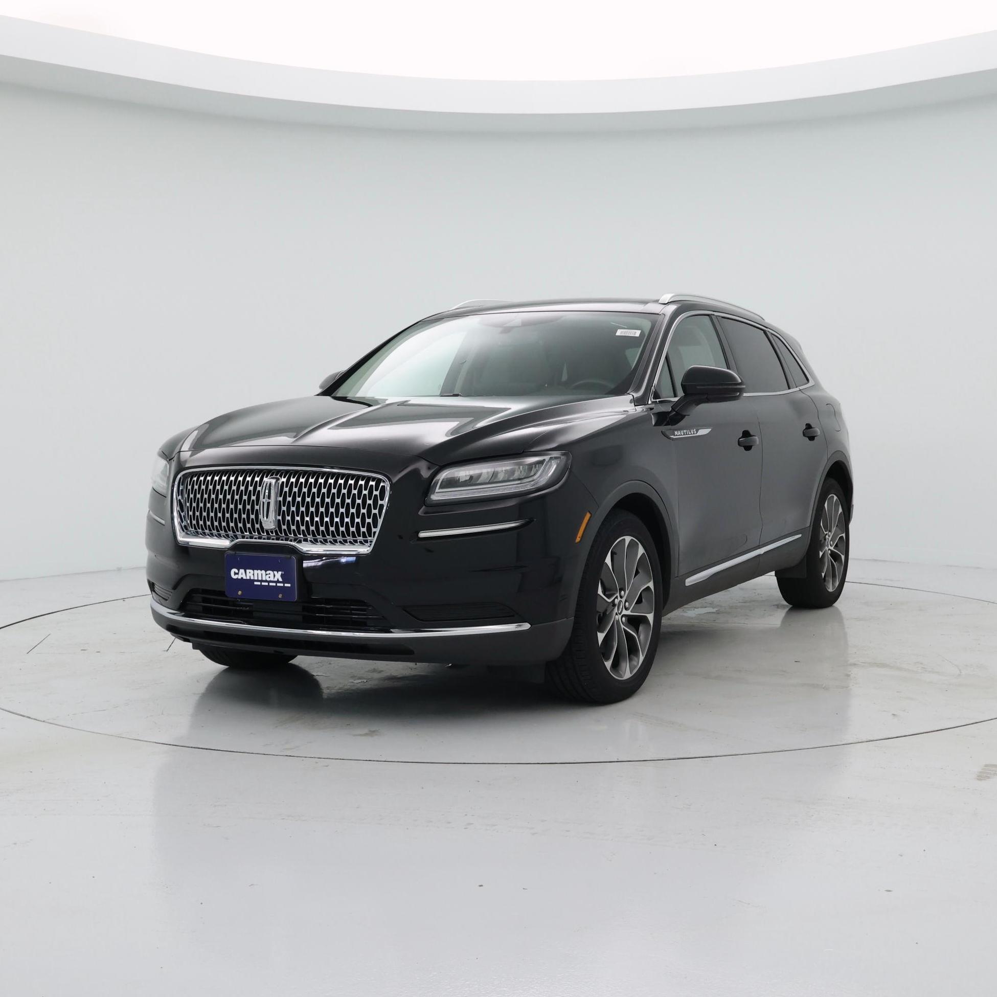 Thumbnail: 2023 Lincoln Nautilus - 4