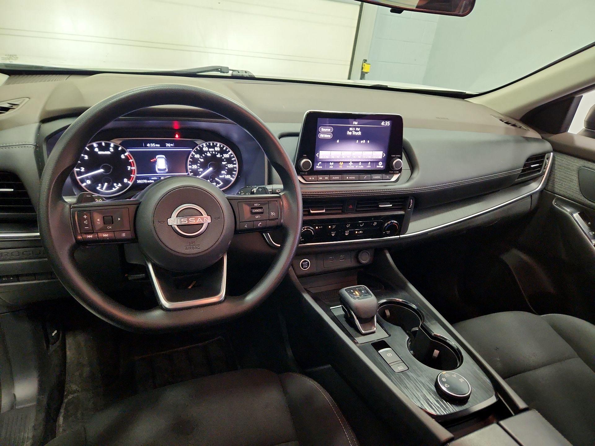 Thumbnail: 2023 Nissan Rogue - 9