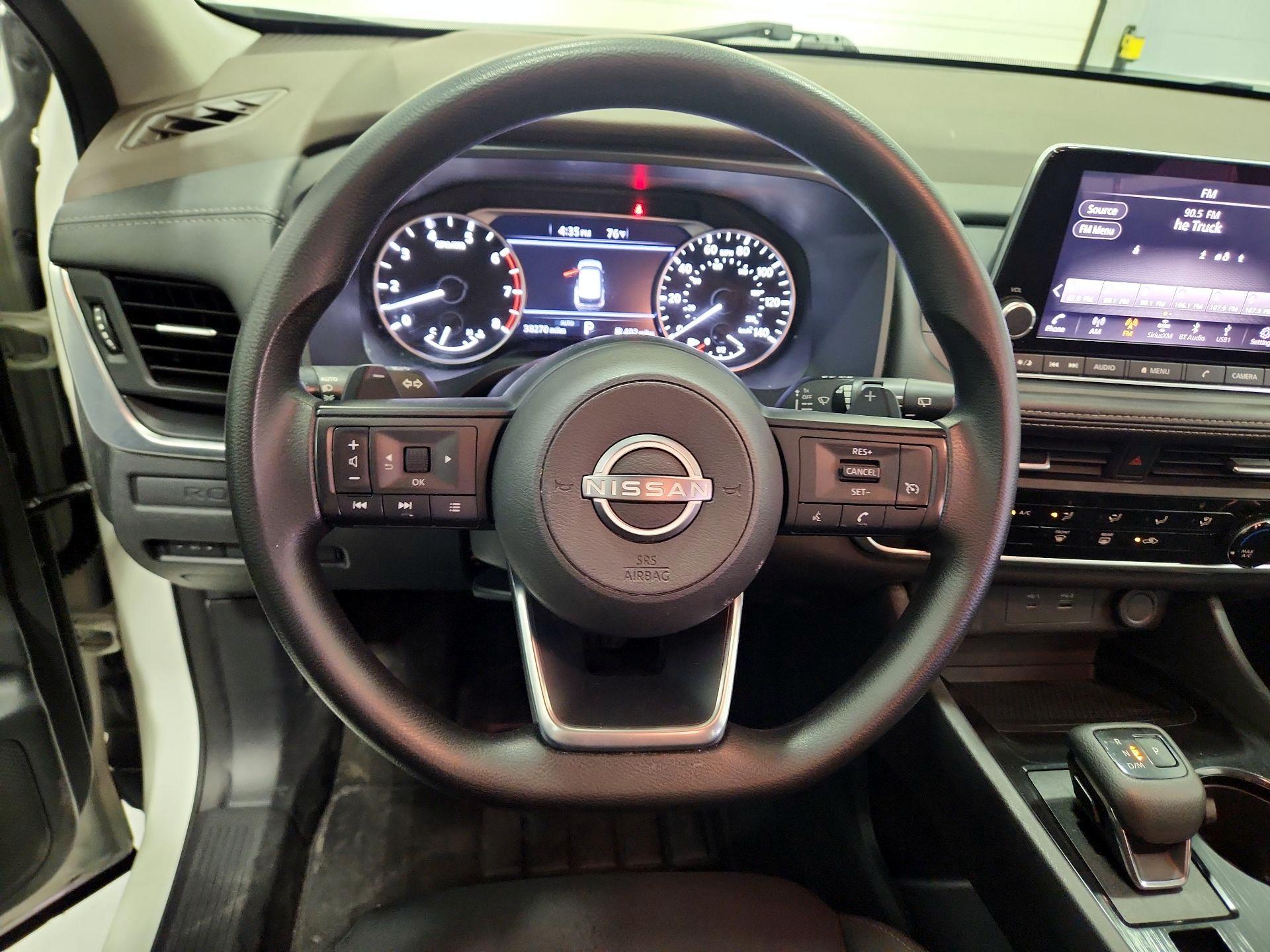 Thumbnail: 2023 Nissan Rogue - 10