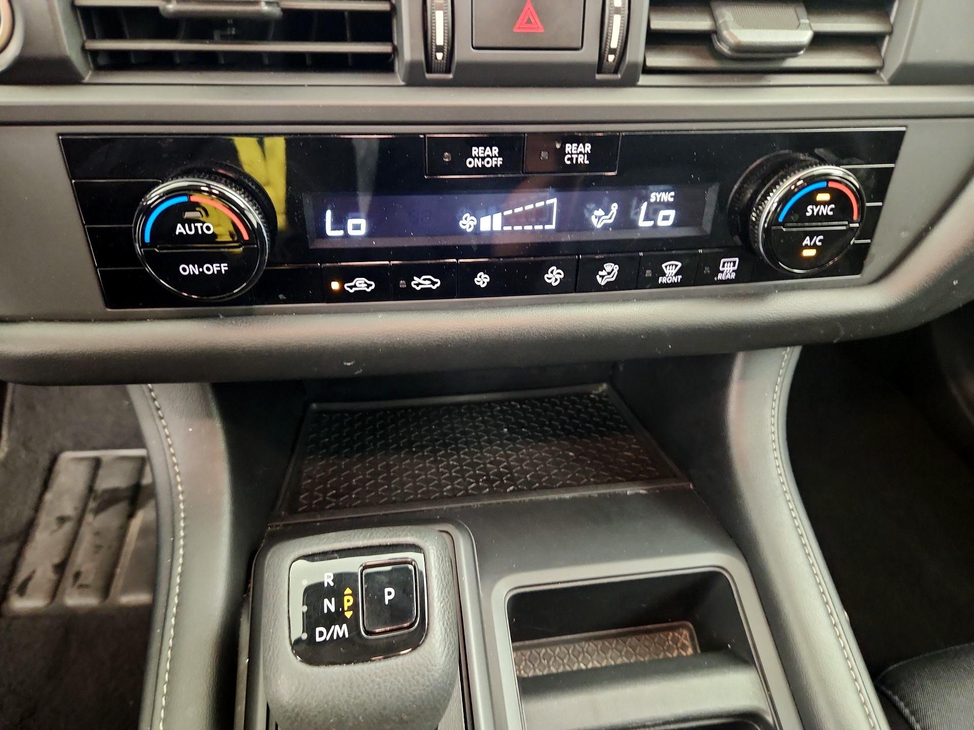 Thumbnail: 2023 Nissan Pathfinder - 16